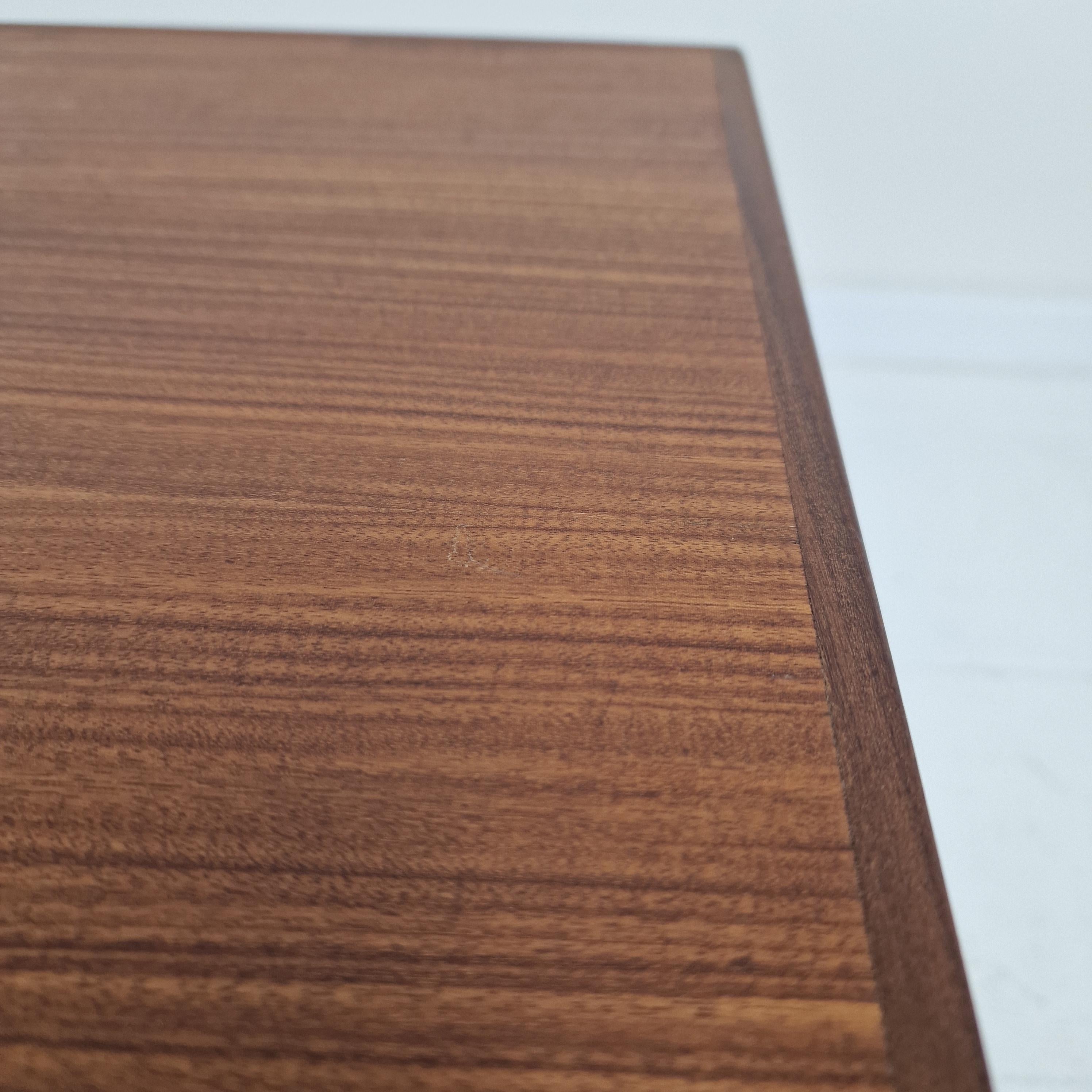 Tavolino danese d'epoca in teak, anni '70 in vendita 6