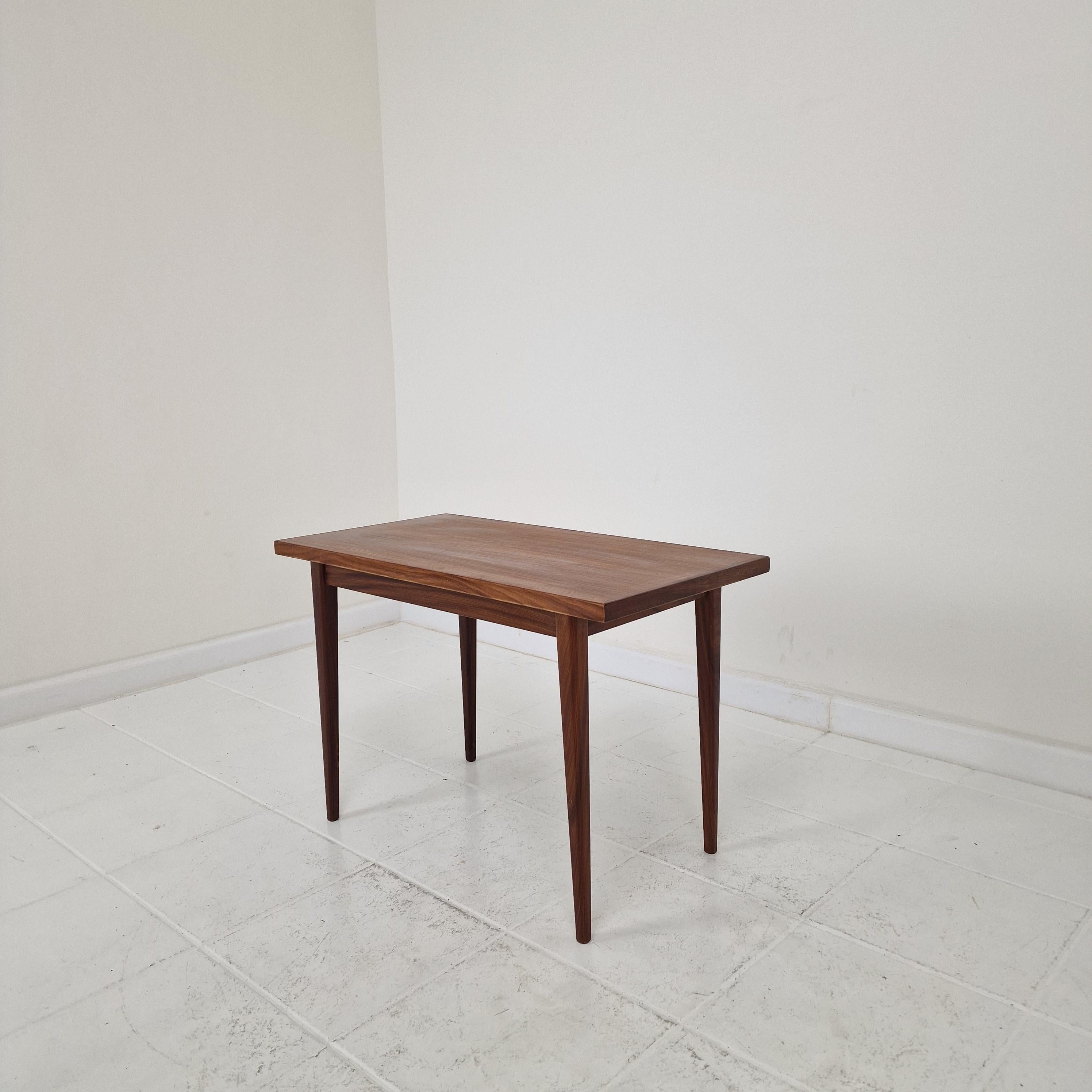Altro Tavolino danese d'epoca in teak, anni '70 in vendita
