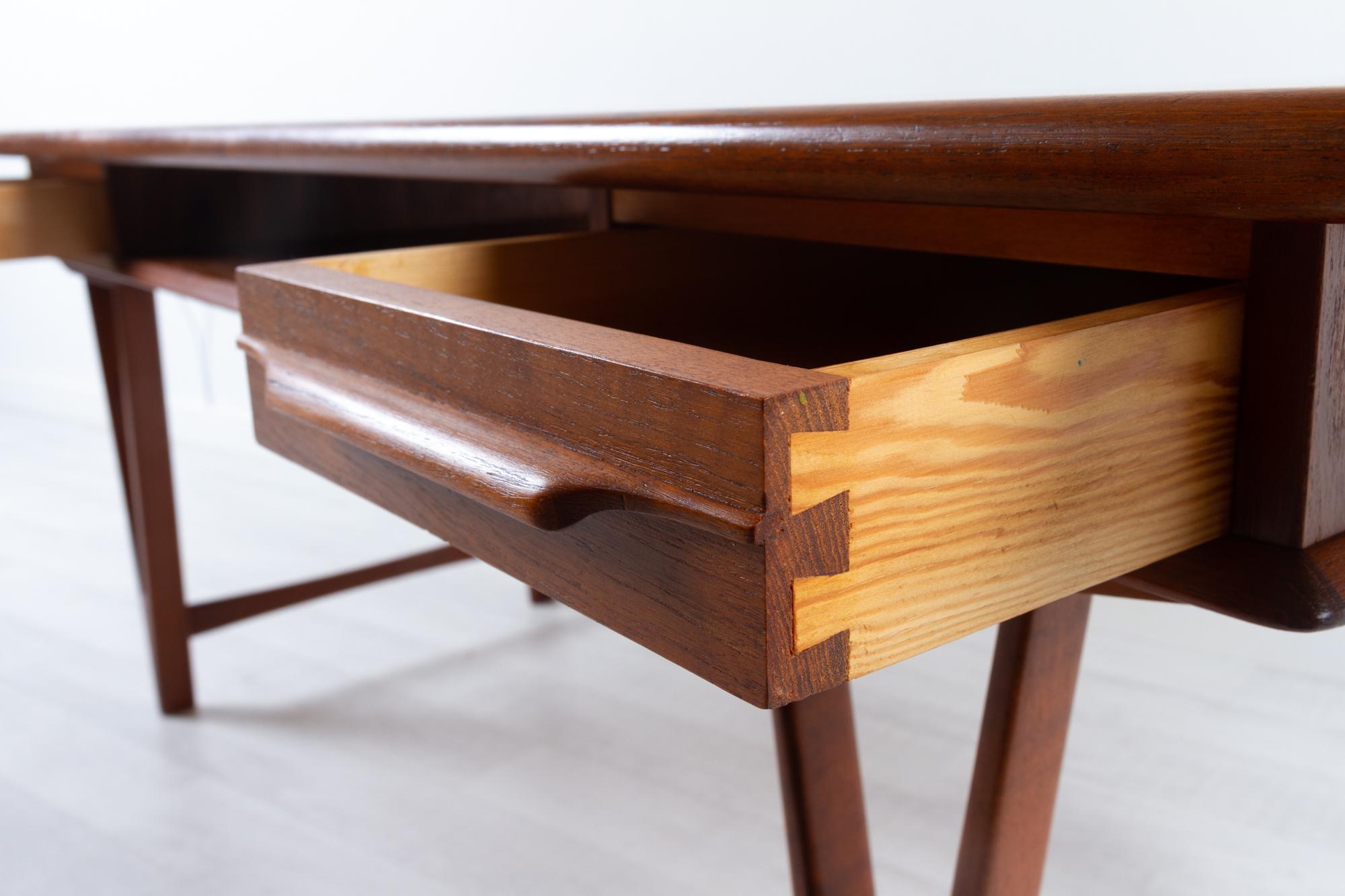 Vintage Danish Teak Coffee Table by E.W. Bach 1960s For Sale 6