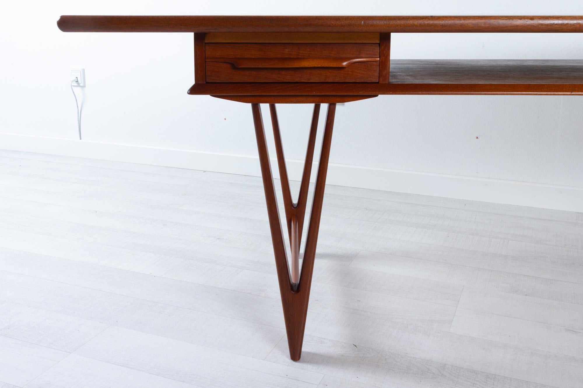 Vintage Danish Teak Coffee Table by E.W. Bach 1960s For Sale 9