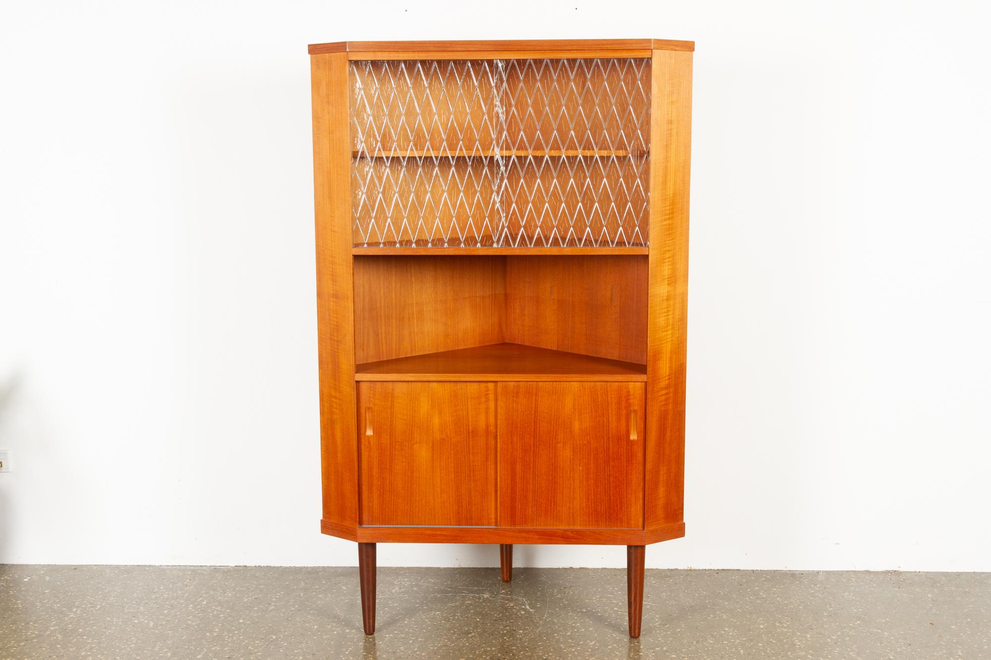 Mid-Century Modern Vintage Danish Teak Corner Cabinet, 1960s