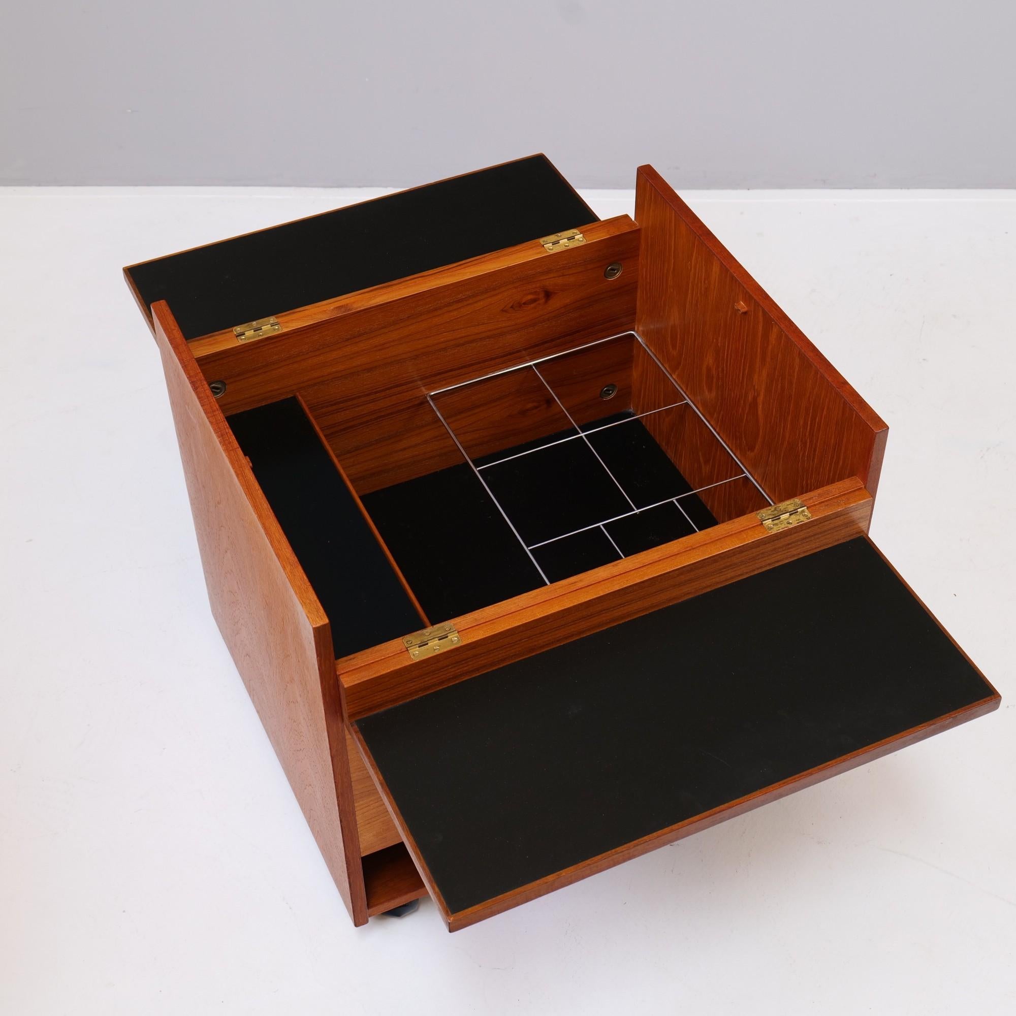 Vintage Danish Teak Cube Bar Cabinet by Randers Møbelfabrik 5