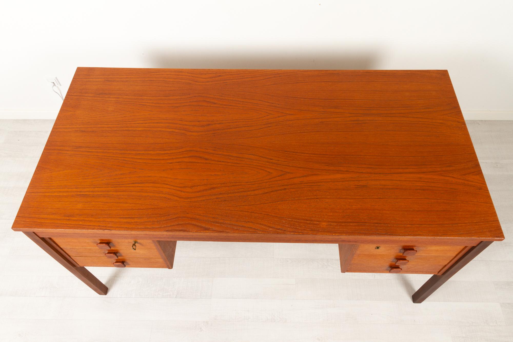 Vintage Danish Teak Desk by Domino Møbler, 1960s 2