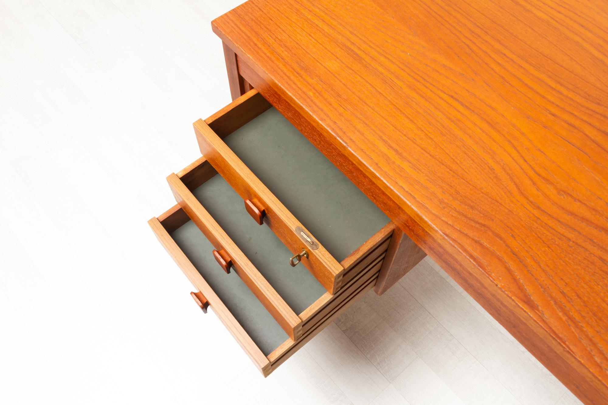 Vintage Danish Teak Desk by Domino Møbler, 1960s 6
