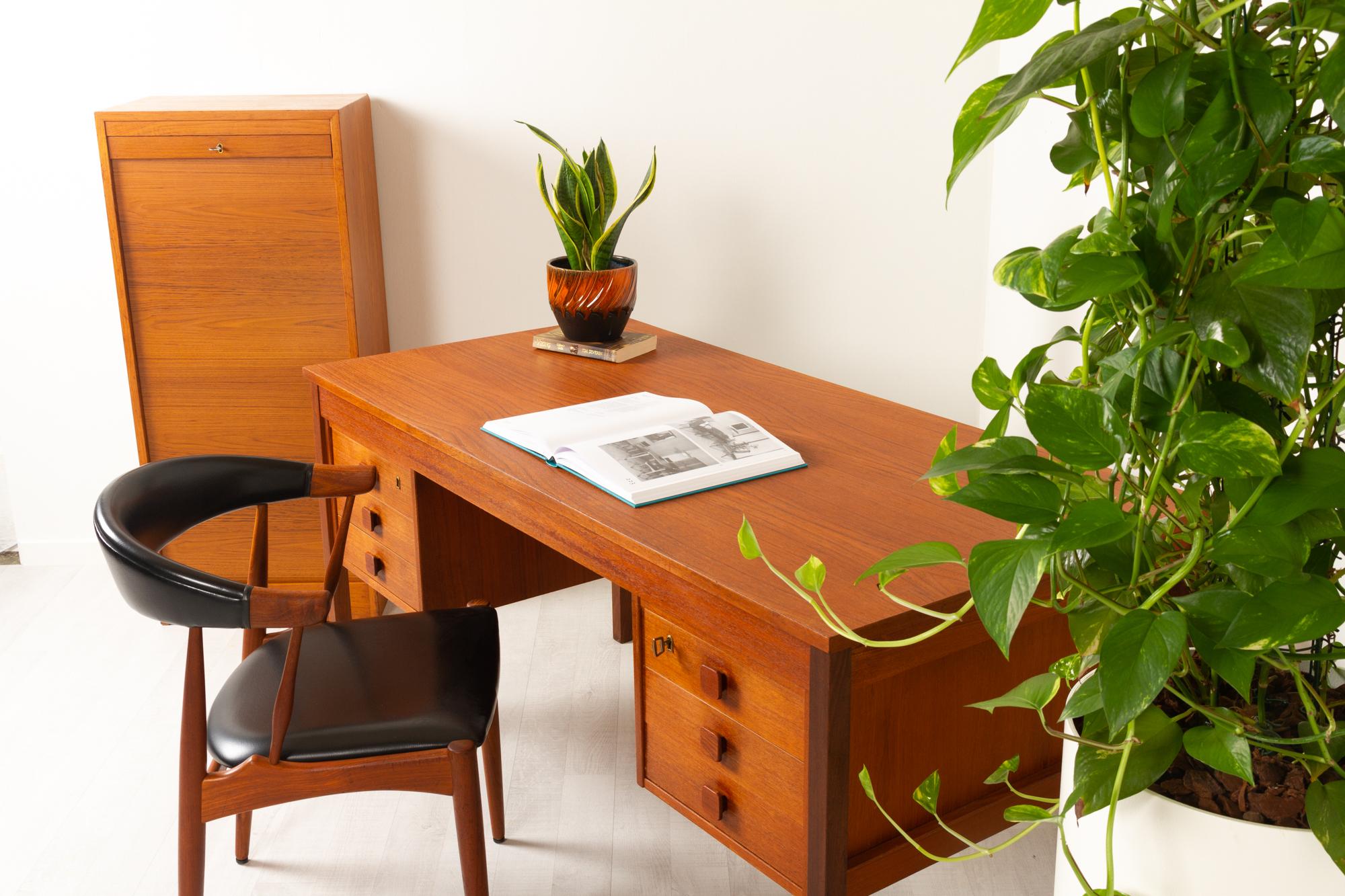 Vintage Danish Teak Desk by Domino Møbler, 1960s 11
