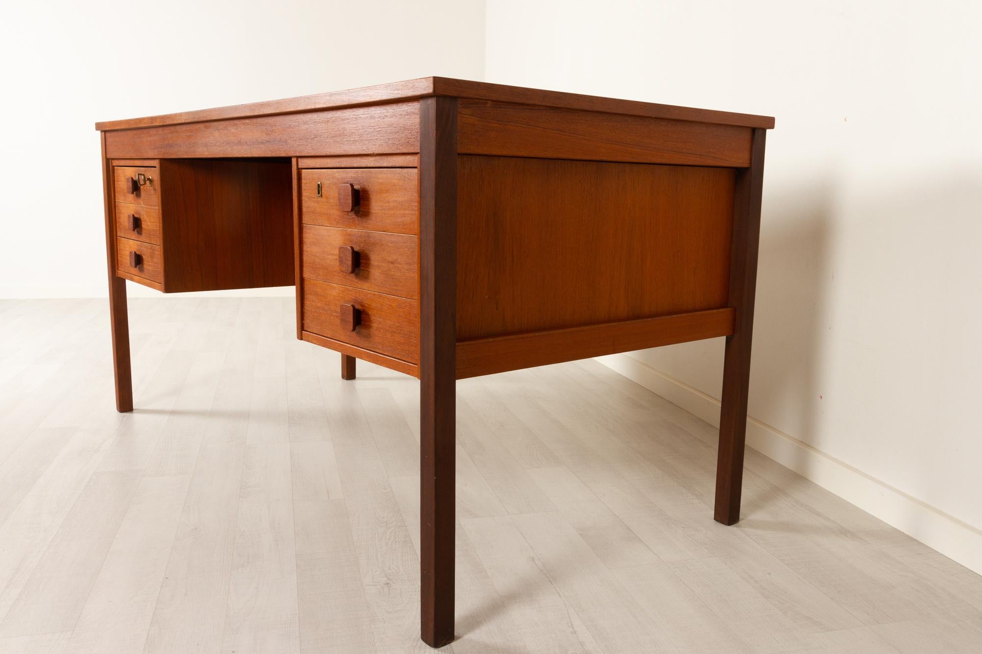 Scandinavian Modern Vintage Danish Teak Desk by Domino Møbler, 1960s