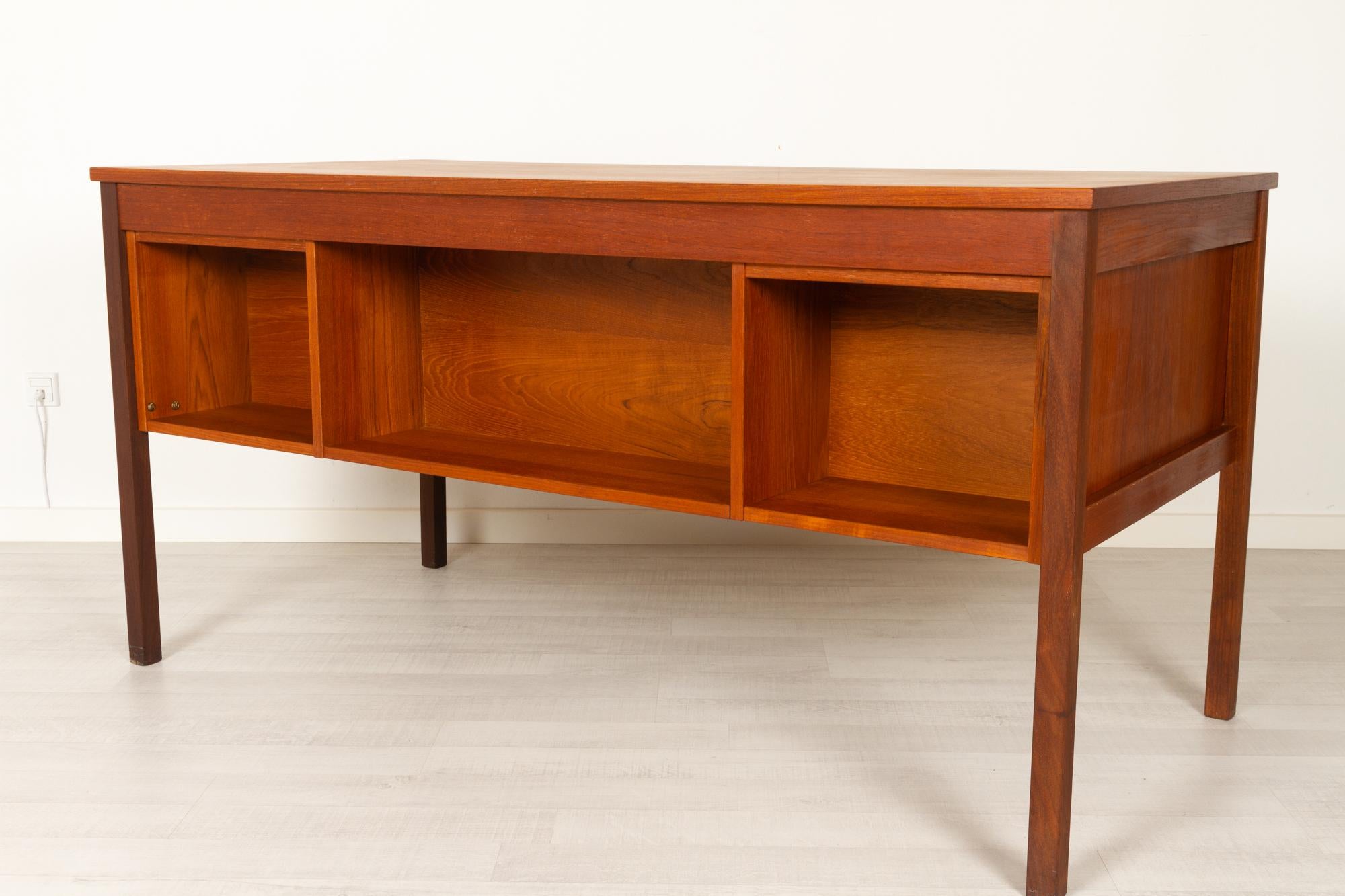 Mid-20th Century Vintage Danish Teak Desk by Domino Møbler, 1960s