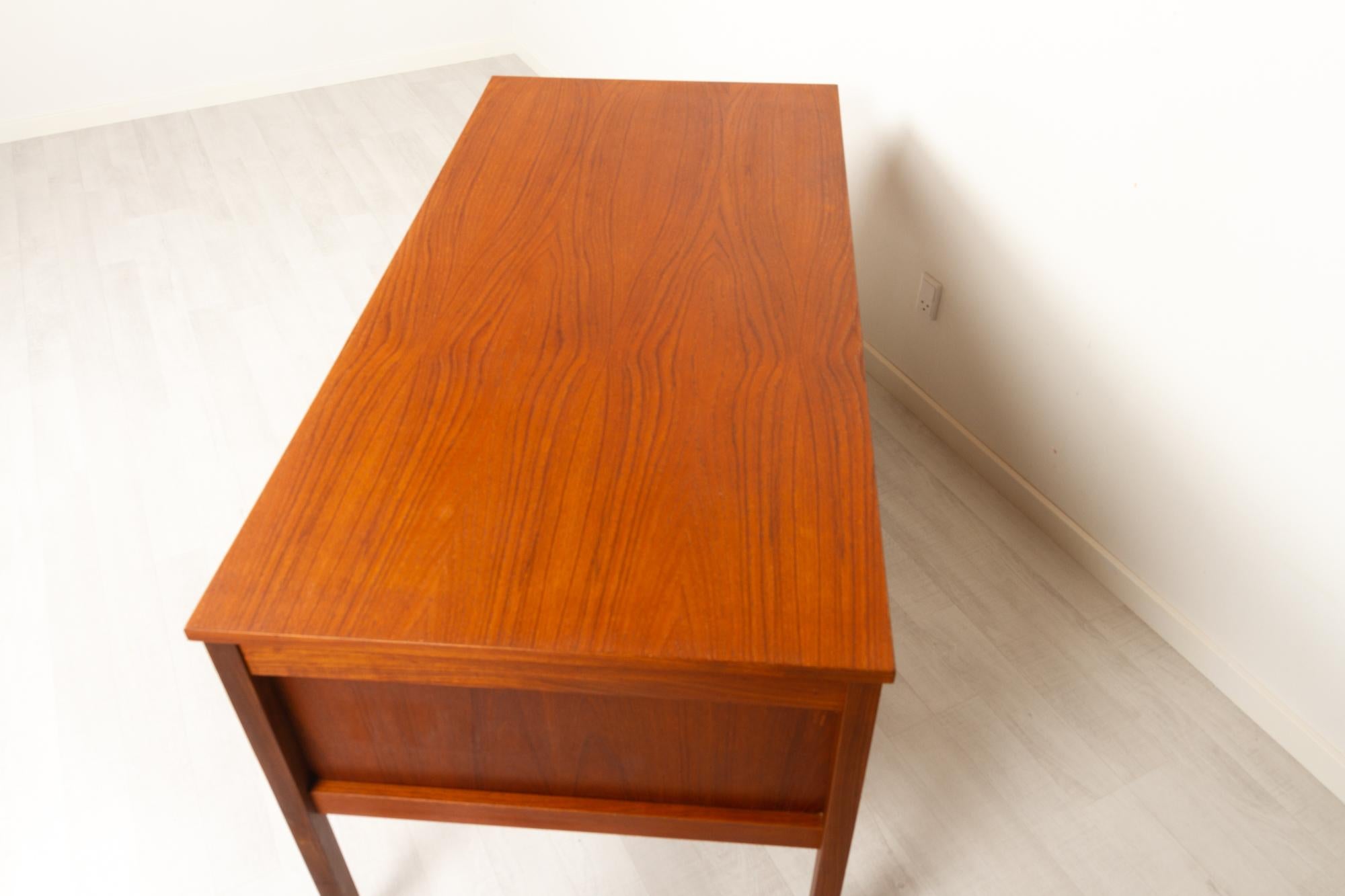 Vintage Danish Teak Desk by Domino Møbler, 1960s 1