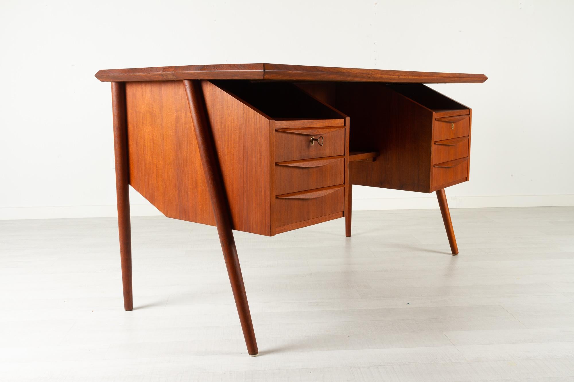 Mid-Century Modern Vintage Danish Teak Desk by Tibergaard, 1960s