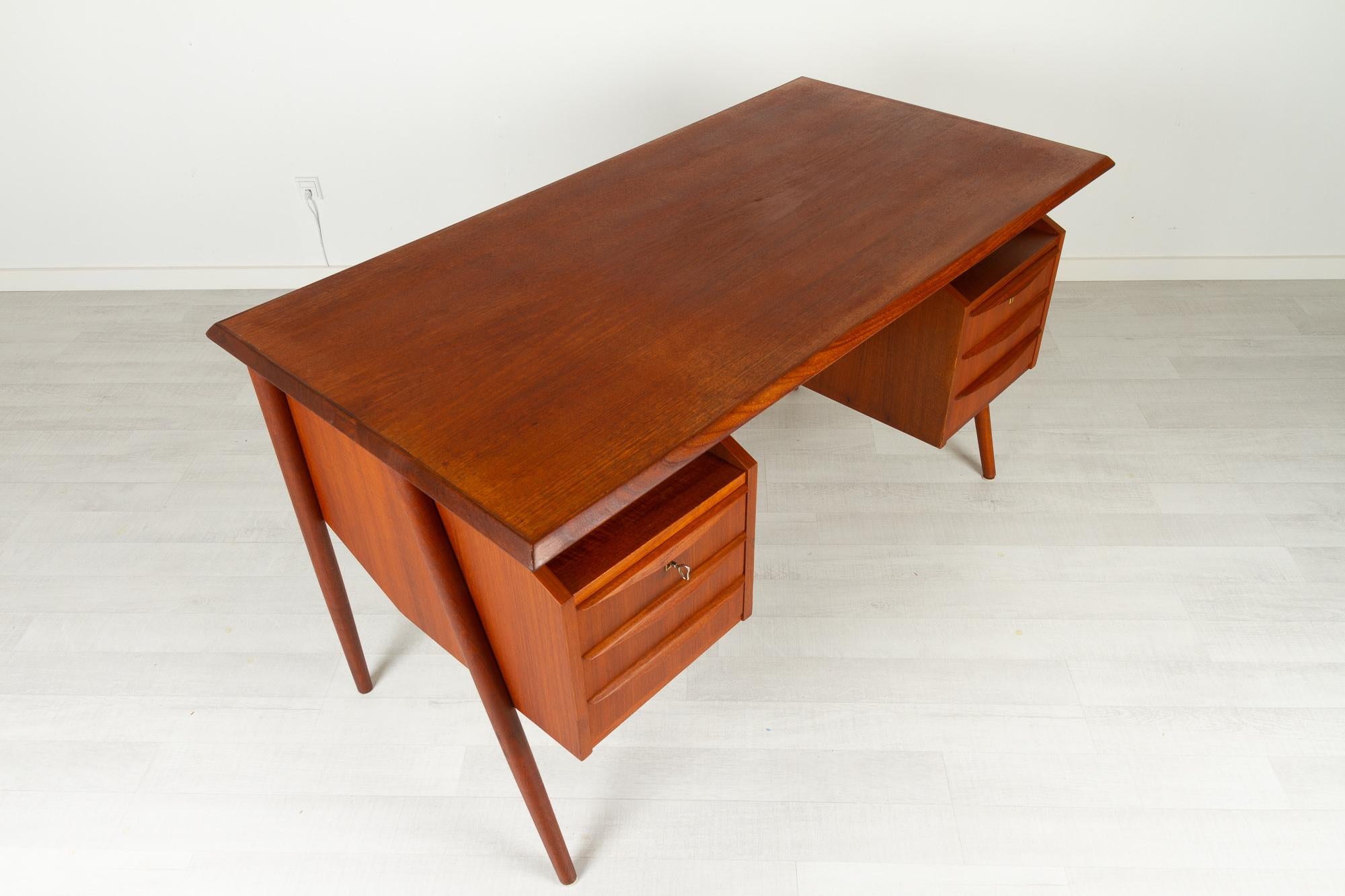 Vintage Danish Teak Desk by Tibergaard, 1960s 3