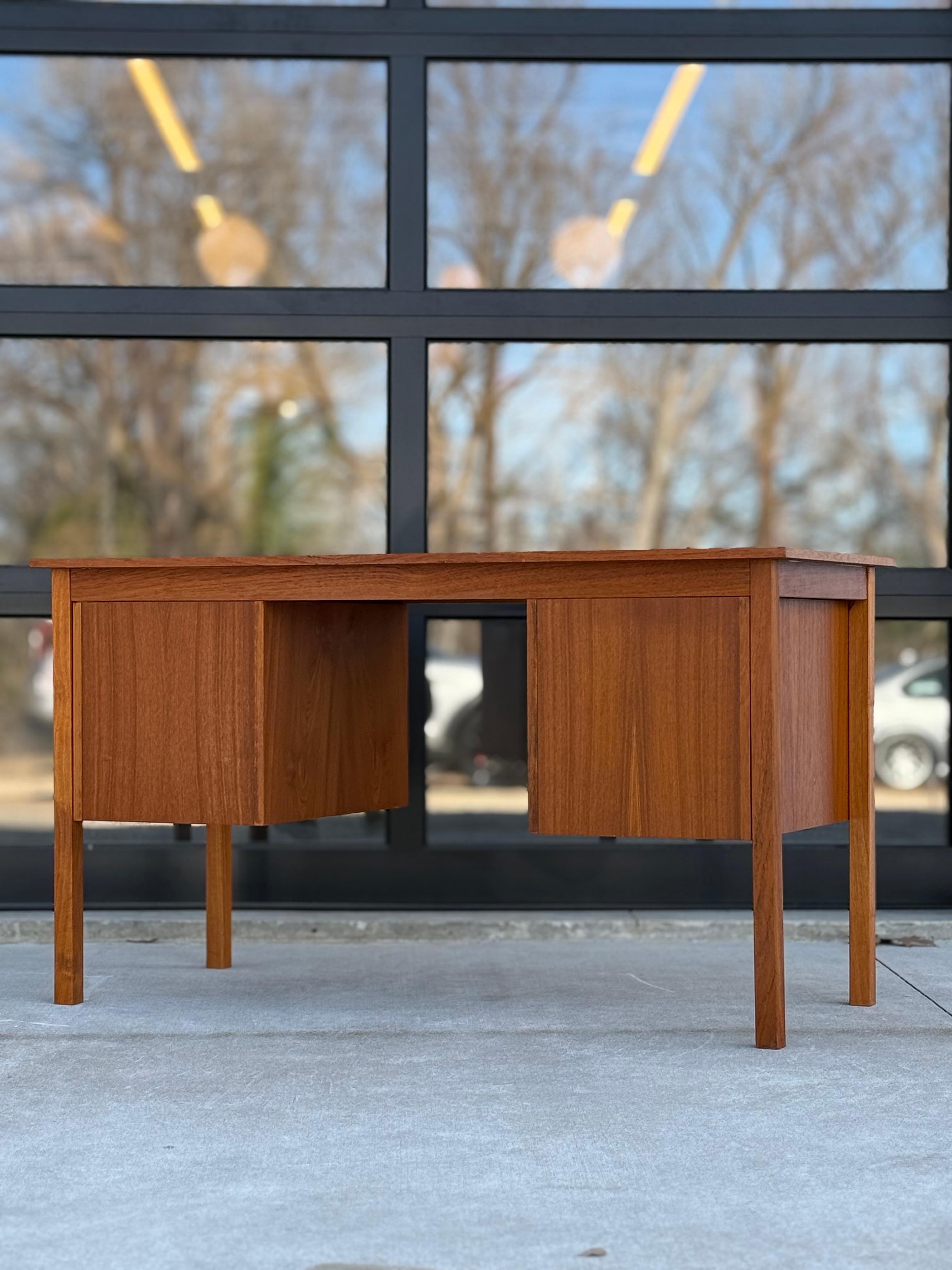 Mid-Century Modern Vintage Danish Teak Desk with Finished Back by Bent Silberg Mobler