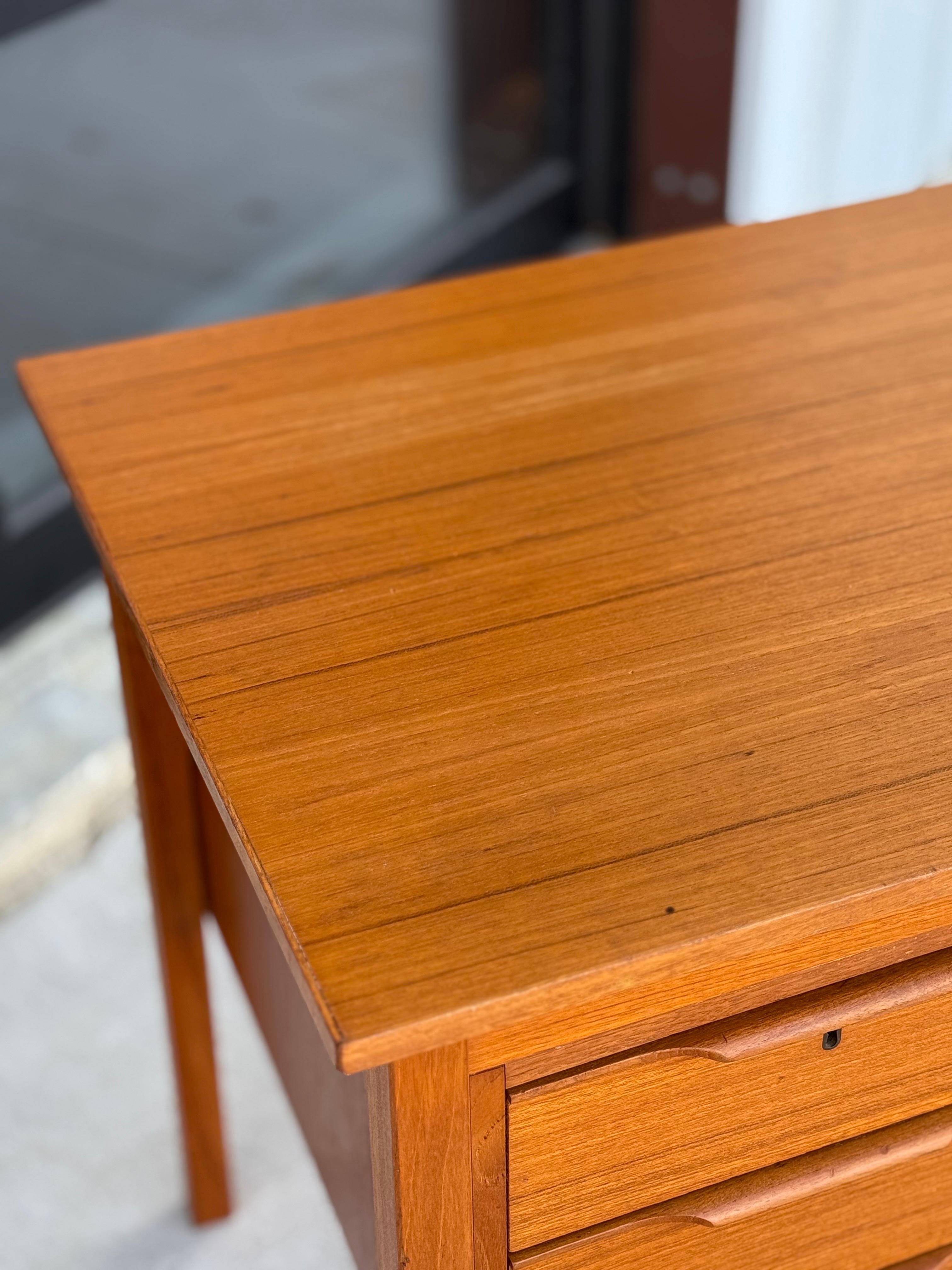 Vintage Danish Teak Desk with Finished Back by Bent Silberg Mobler In Good Condition In Raleigh, NC