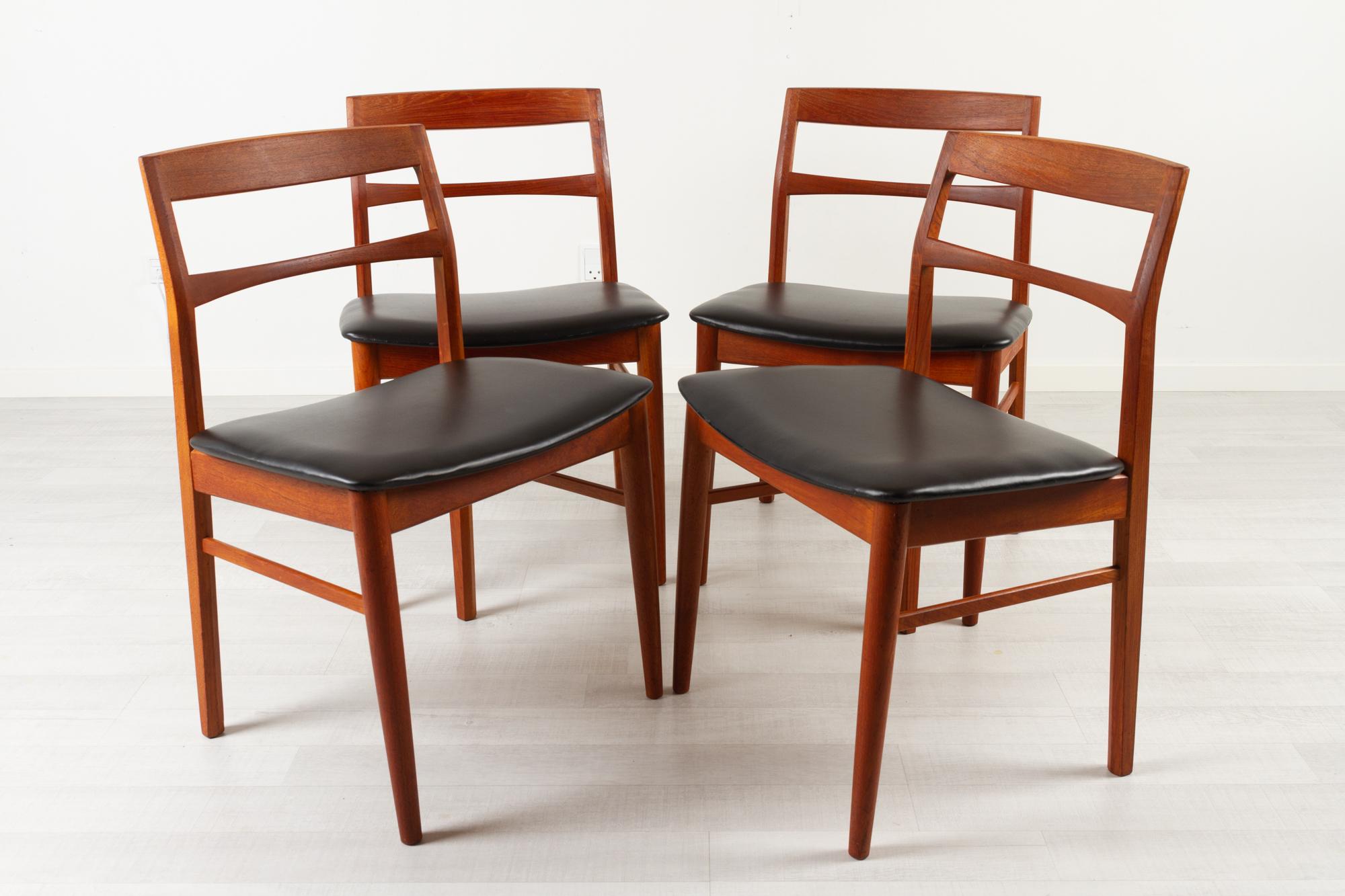 Scandinavian Modern Vintage Danish Teak Dining Chairs by Kjærnulf for Vejle Møbelfabrik, 1960s For Sale