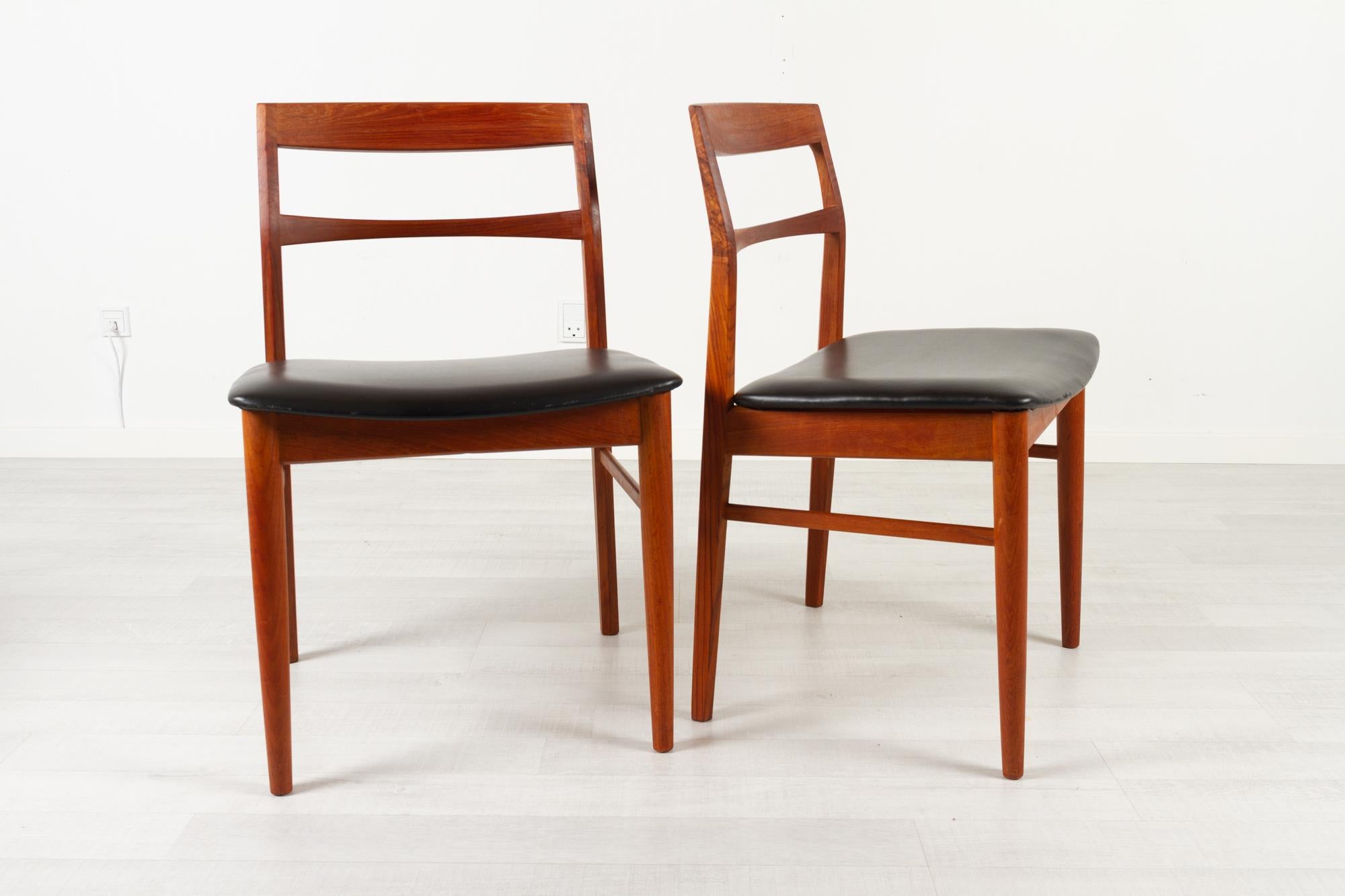 Chaises de salle à manger vintage en teck danois par Kjærnulf pour Vejle Møbelfabrik, 1960s en vente 1