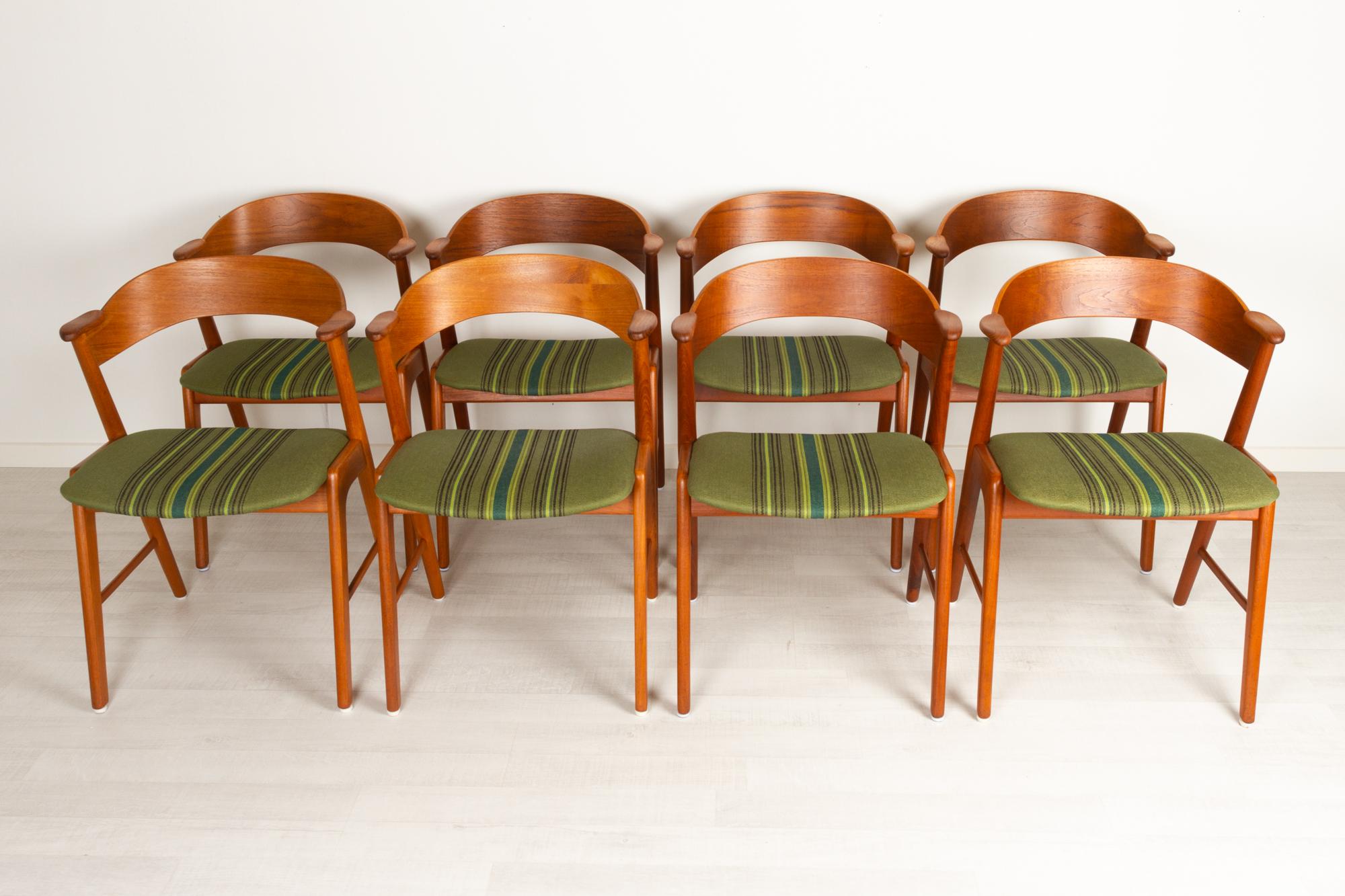 Vintage Danish Teak Dining Chairs by Korup Stolefabrik 1960s Set of 8 In Good Condition In Asaa, DK