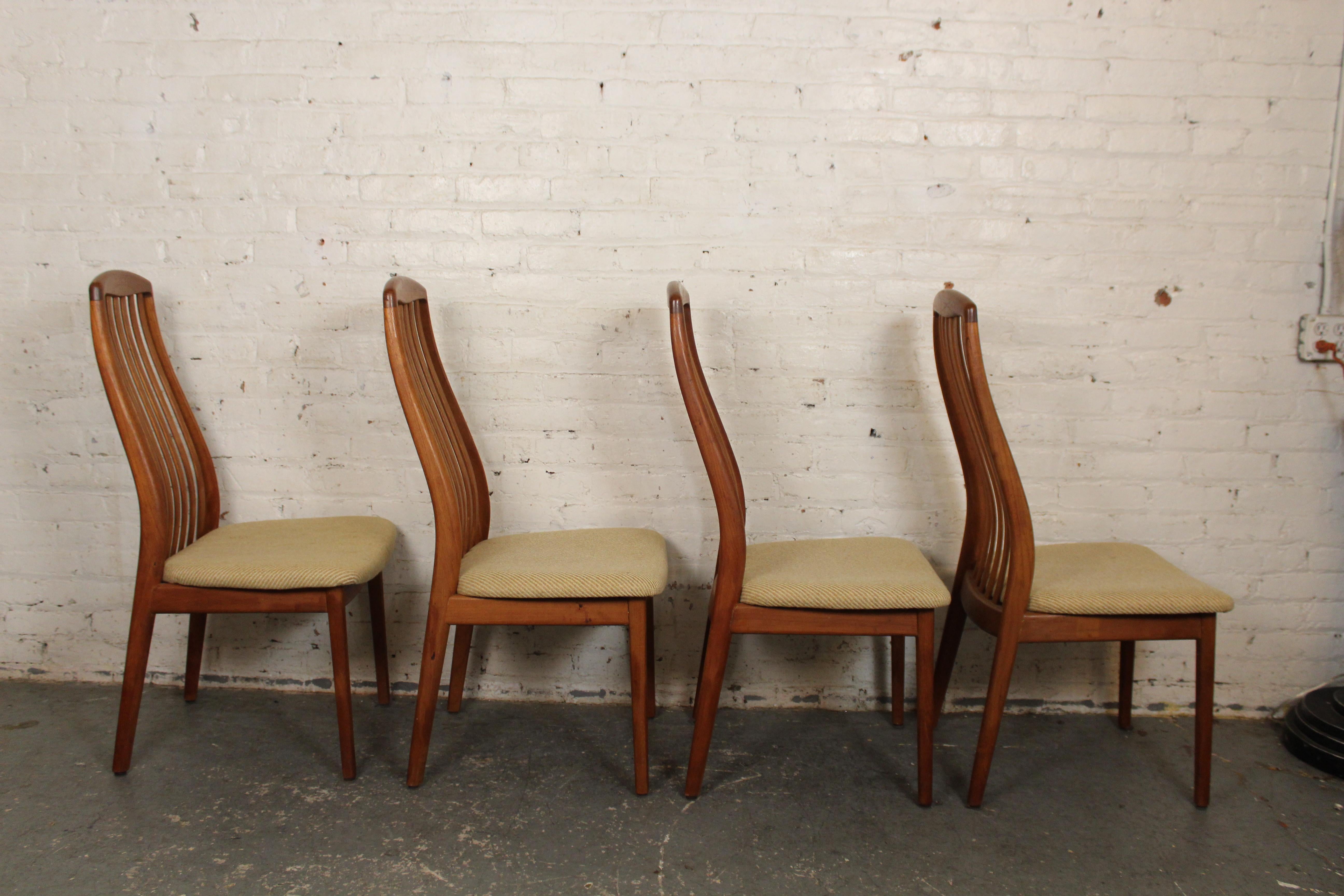 Dänische Vintage-Esszimmerstühle aus Teakholz von Preben Schou Andersen im Zustand „Gut“ im Angebot in Brooklyn, NY