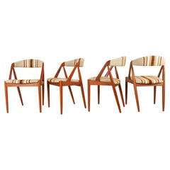 Sedie da pranzo danesi d'epoca in teak Model 31 di Kai Kristiansen 1960, set di 4 pezzi