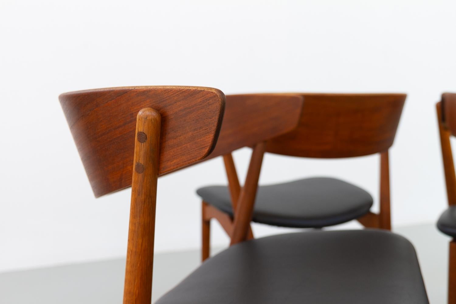 Chaises de salle à manger danoises n° 7 par Helge Sibast, années 1960, lot de 4 en vente 5