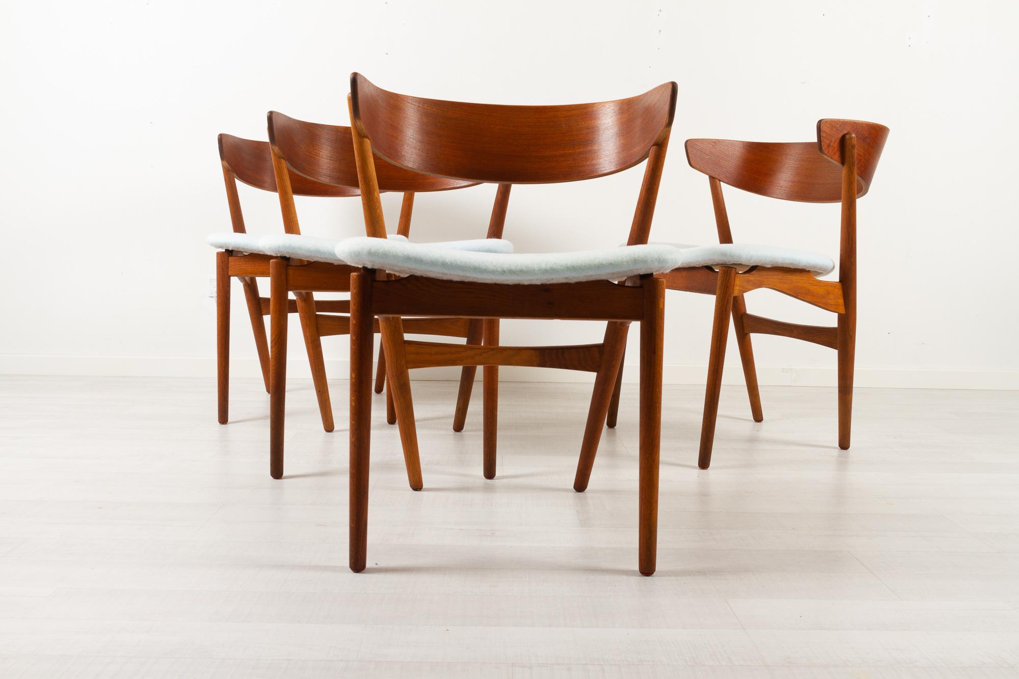 Vintage Danish Teak Dining Chairs No. 7 by Helge Sibast 1960s Set of 4 In Good Condition For Sale In Asaa, DK