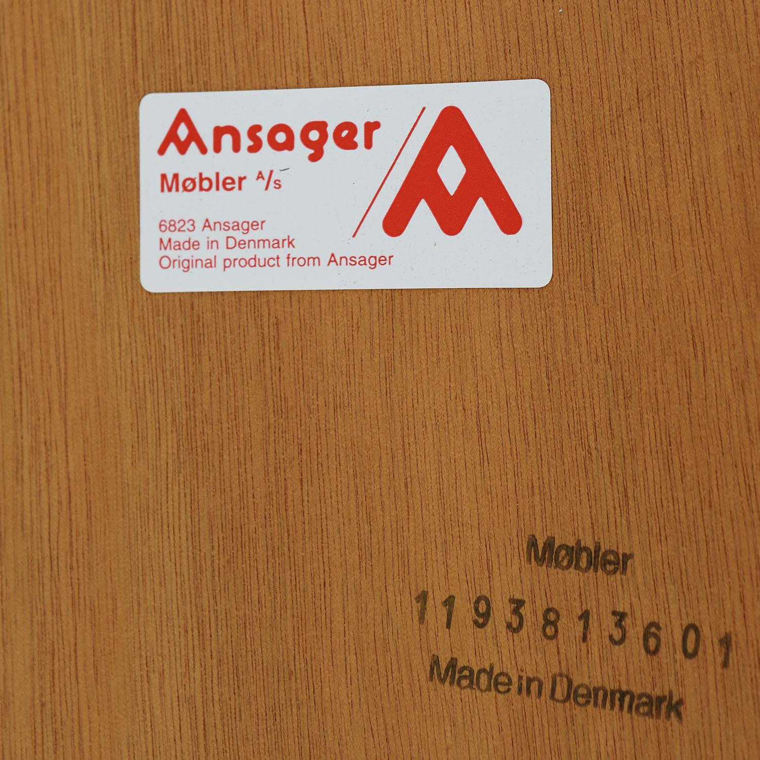 ansager table