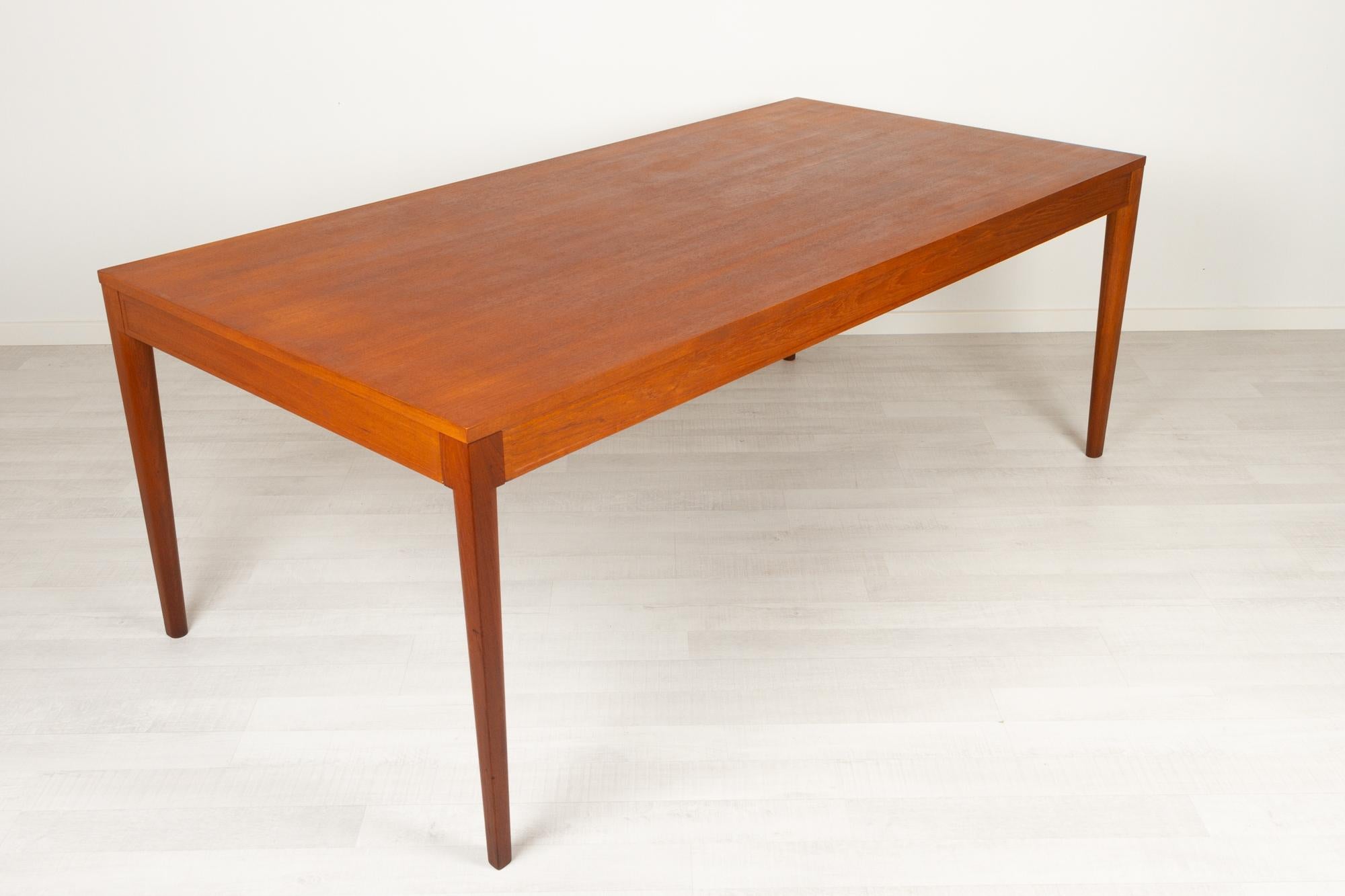 Vintage Danish Teak Dining Table by Finn Juhl for France & Søn, 1960s In Good Condition For Sale In Asaa, DK