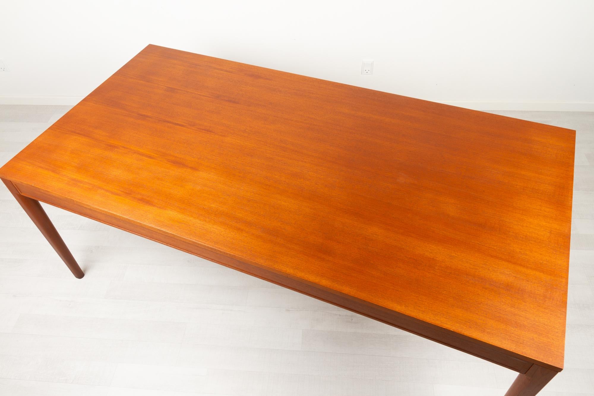 Teck Table de salle à manger danoise vintage en teck par Finn Juhl pour France & Sn, années 1960 en vente