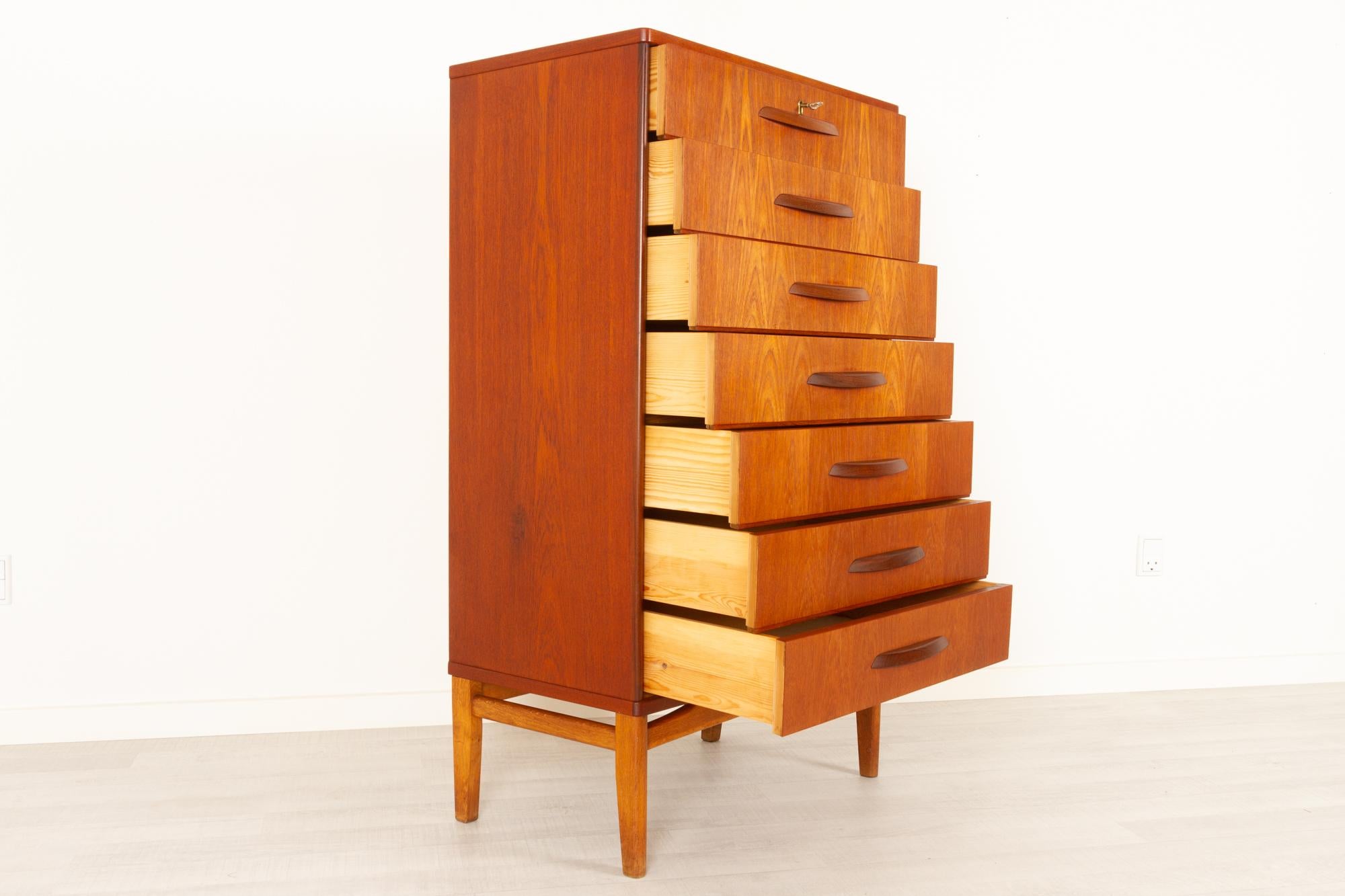 Vintage Danish Teak Dresser, 1950s 1