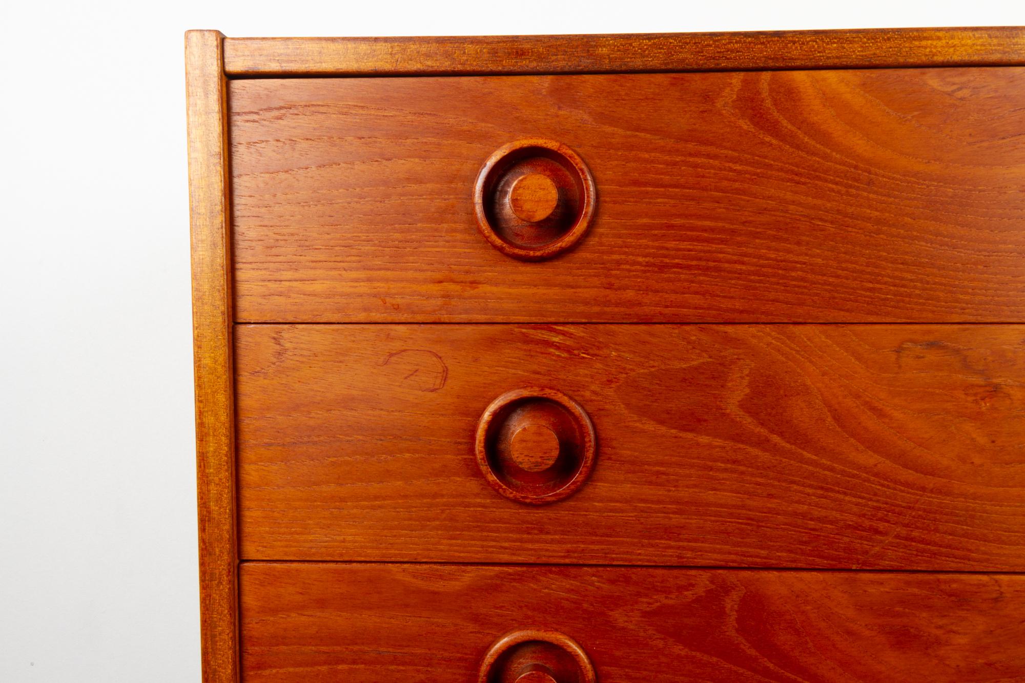 Vintage Danish Teak Dresser, 1960s 6