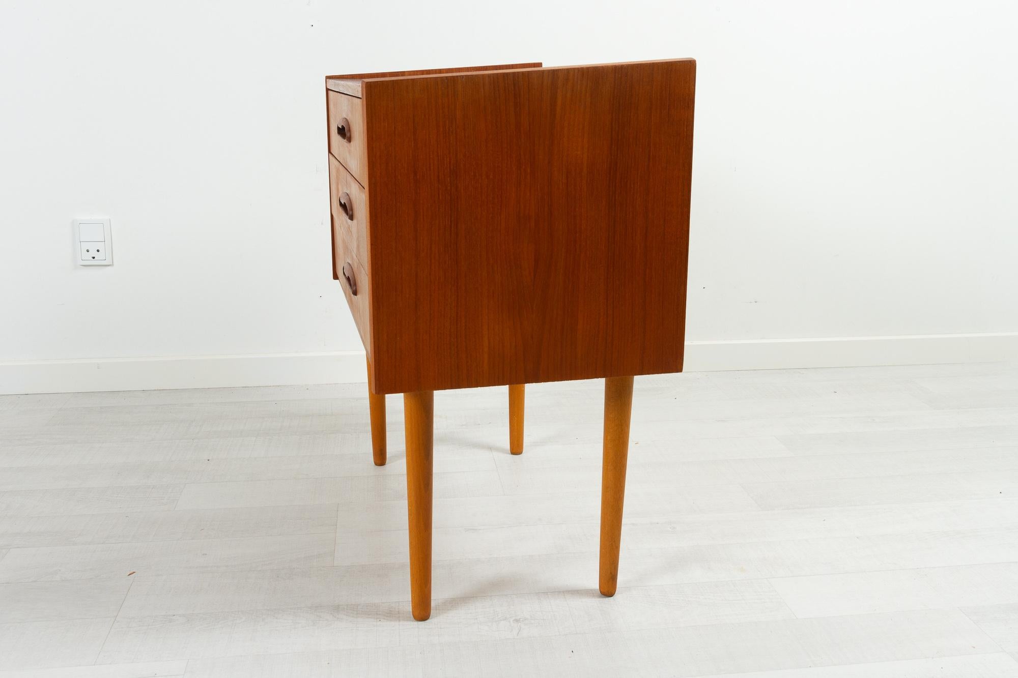 Vintage Danish Teak Dresser 1960s For Sale 1