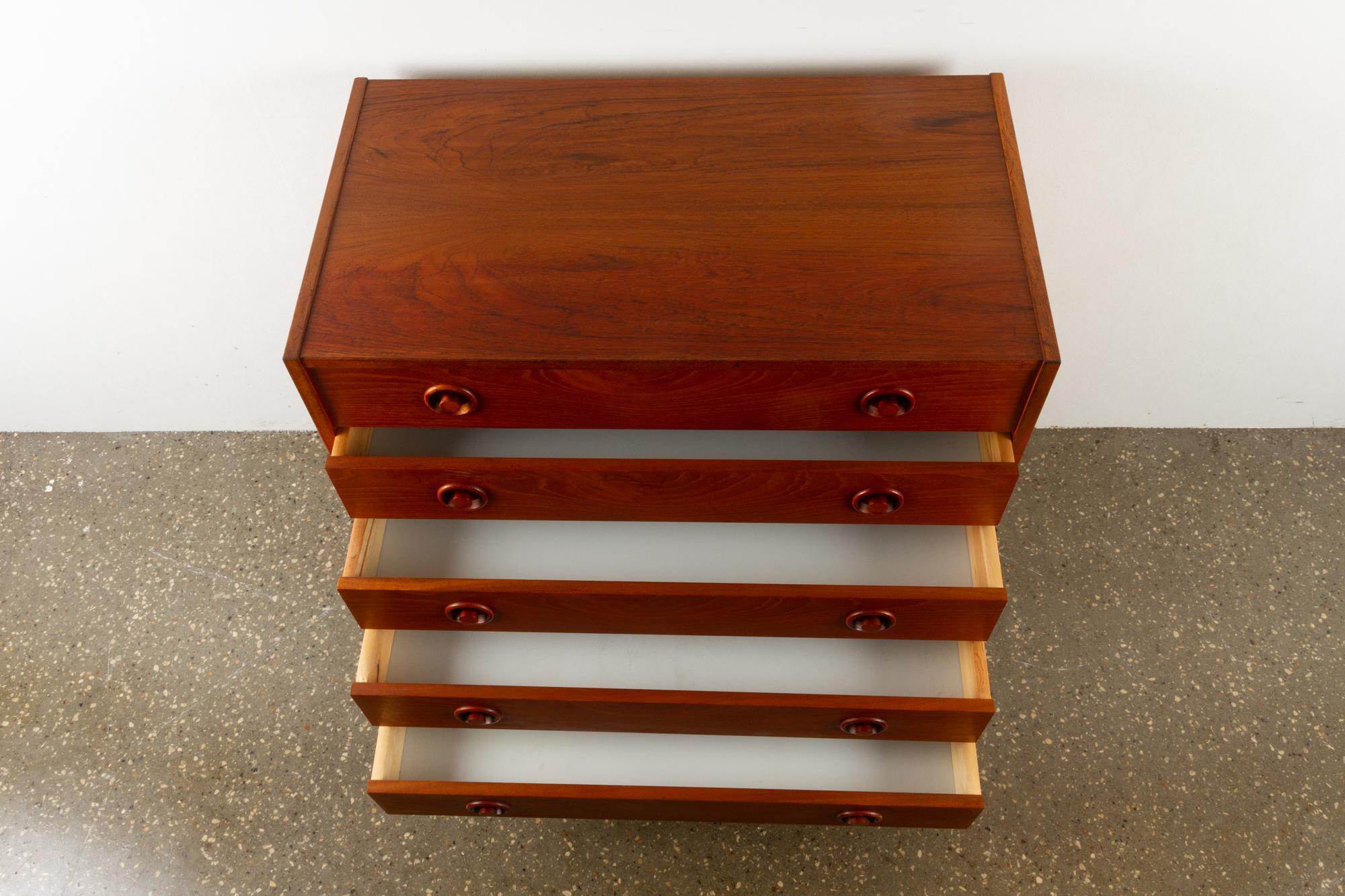 Vintage Danish Teak Dresser, 1960s 4