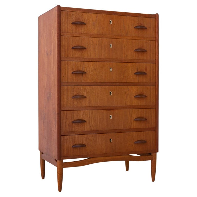 Vintage Danish Teak Dresser, 1960s For Sale at 1stDibs