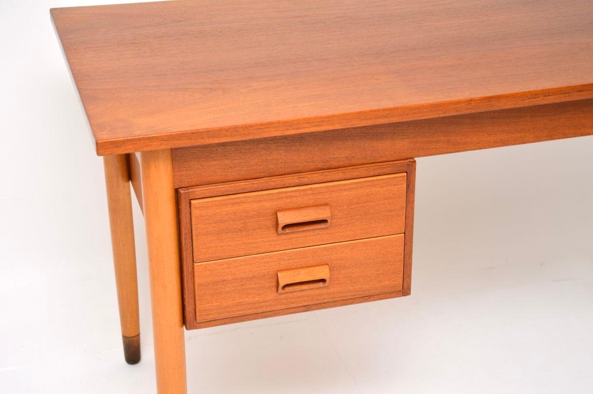Vintage Danish Teak Drop Leaf Desk by Borge Mogensen im Angebot 2