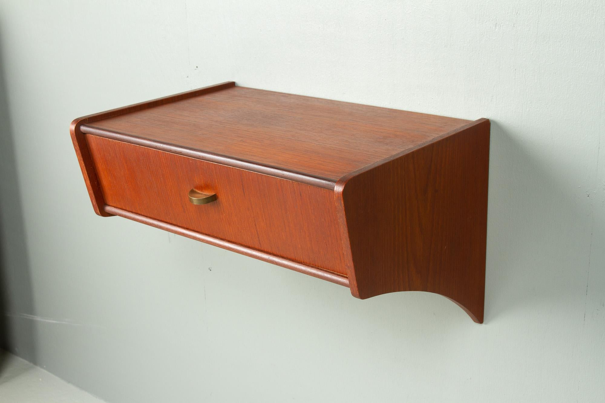 Vintage Danish Teak Floating Shelf, 1960s. 5