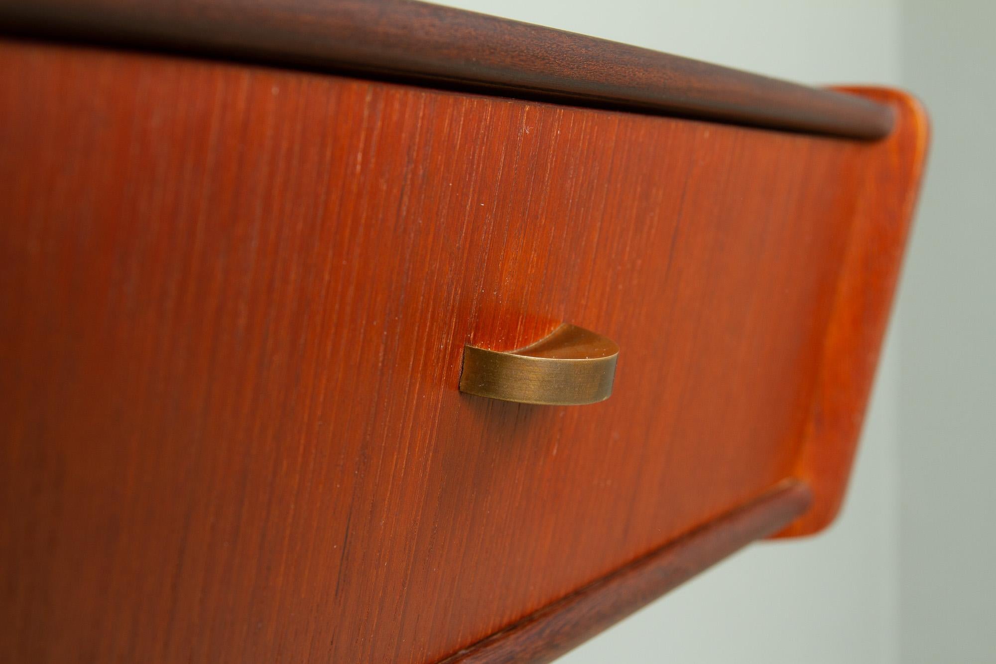 Vintage Danish Teak Floating Shelf, 1960s. For Sale 3