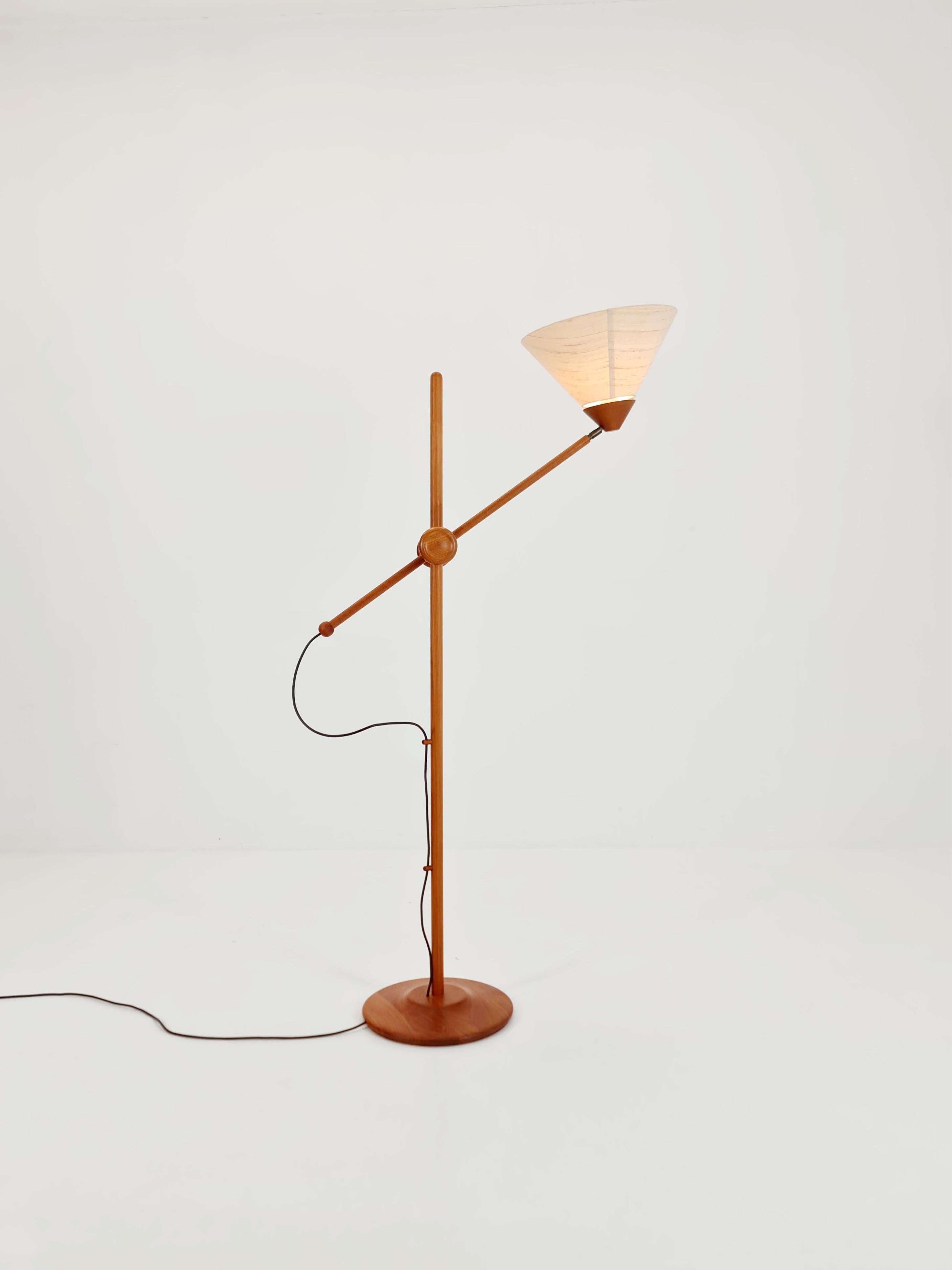 Vintage Dänische Stehlampe aus Teakholz von DOMUS  1970s 7