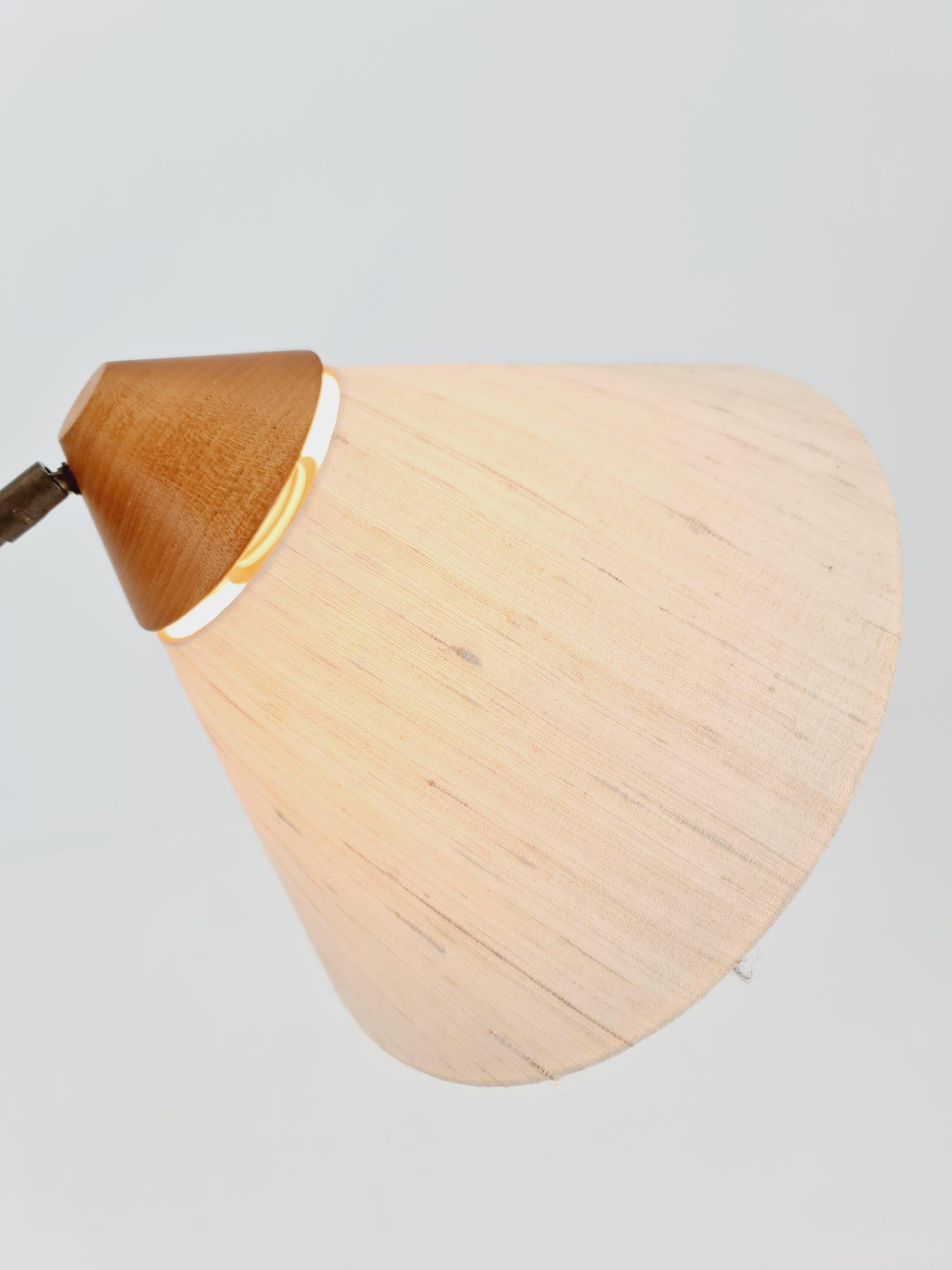 Vintage Dänische Stehlampe aus Teakholz von DOMUS  1970s 9