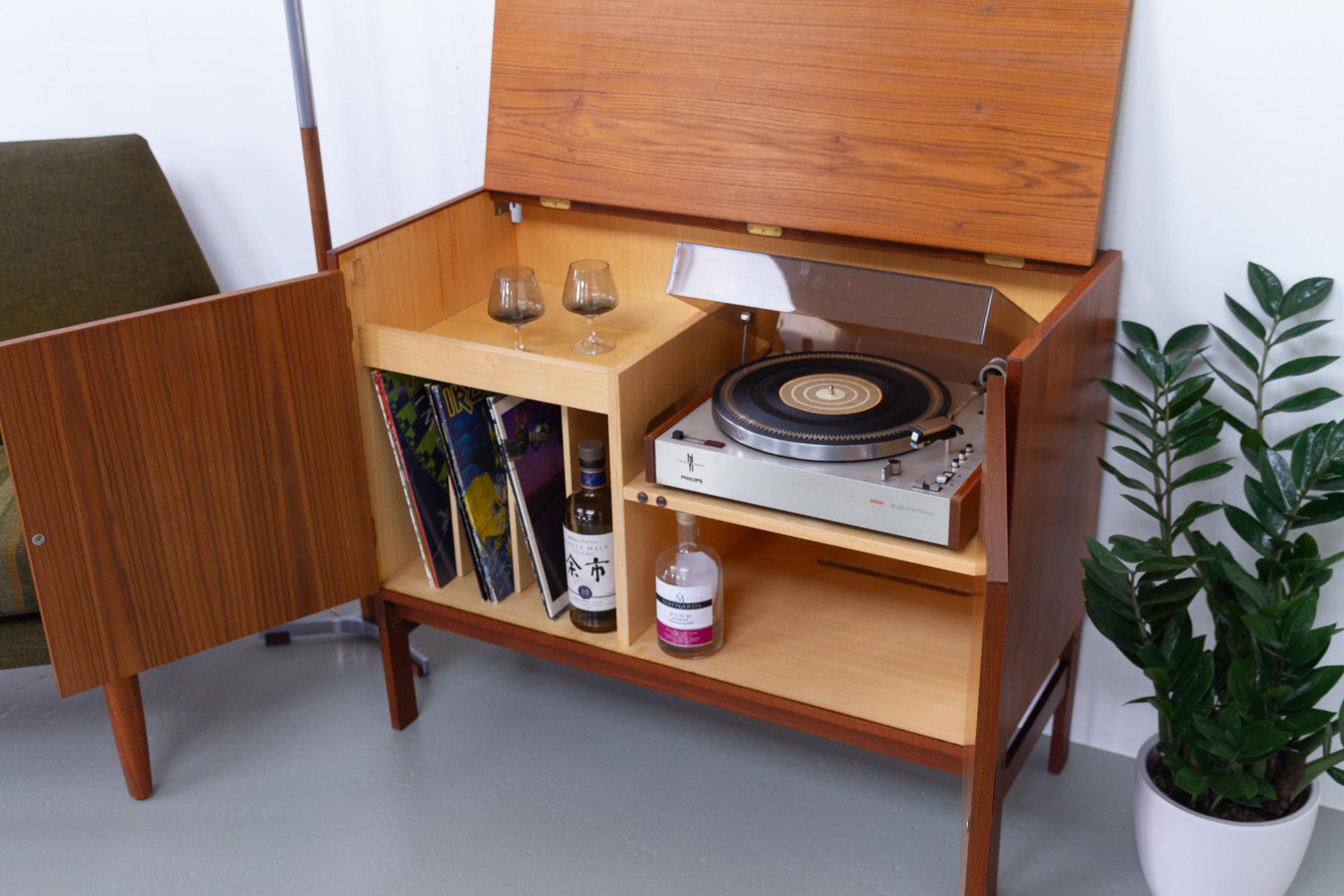 Vintage Danish Teak Hifi Cabinet by HG Furniture, 1960s 6