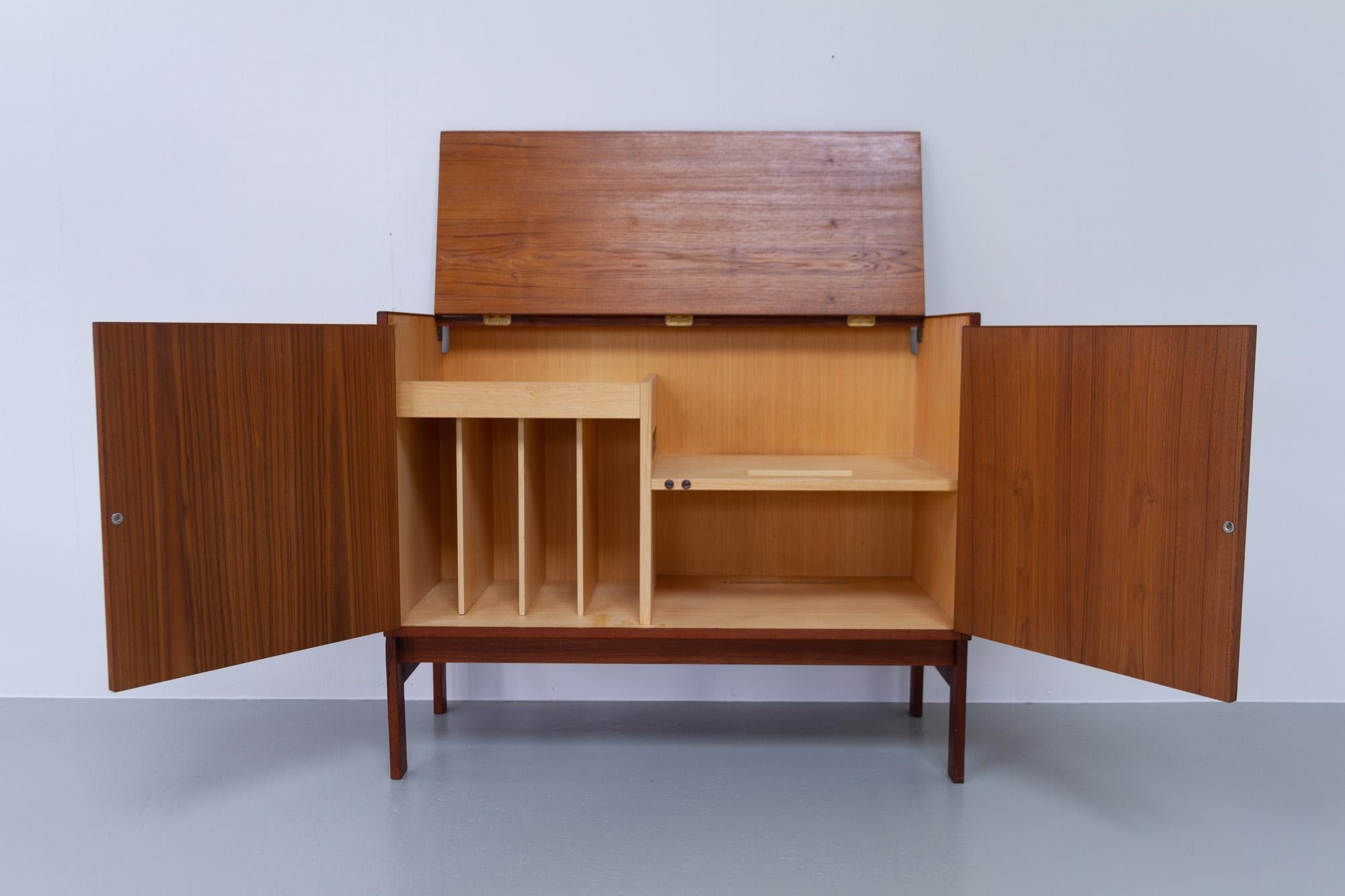 Vintage Danish Teak Hifi Cabinet by HG Furniture, 1960s 15