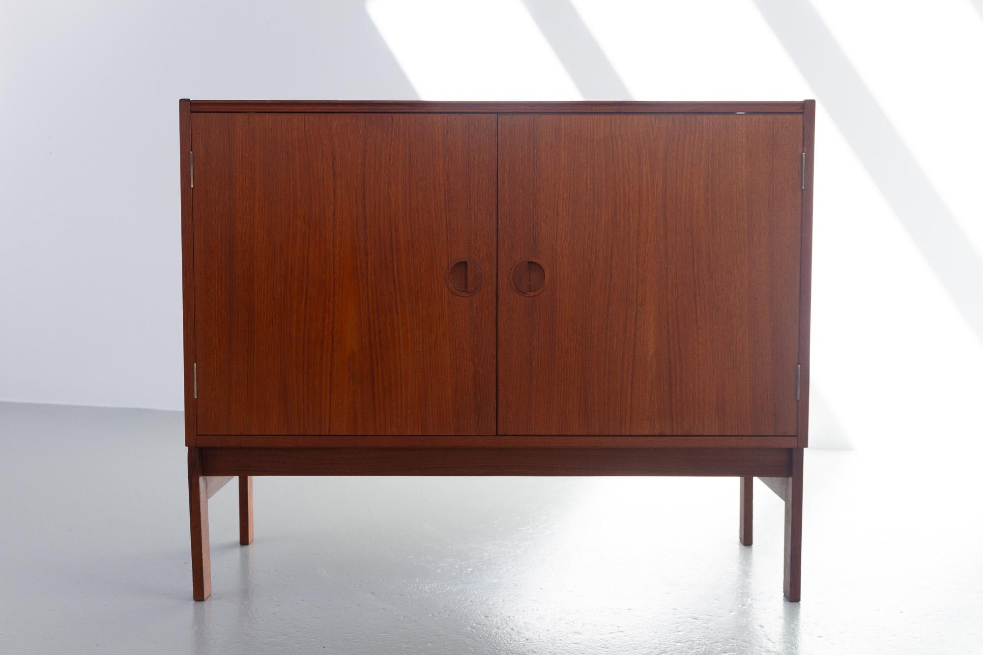 Scandinavian Modern Vintage Danish Teak Hifi Cabinet by HG Furniture, 1960s