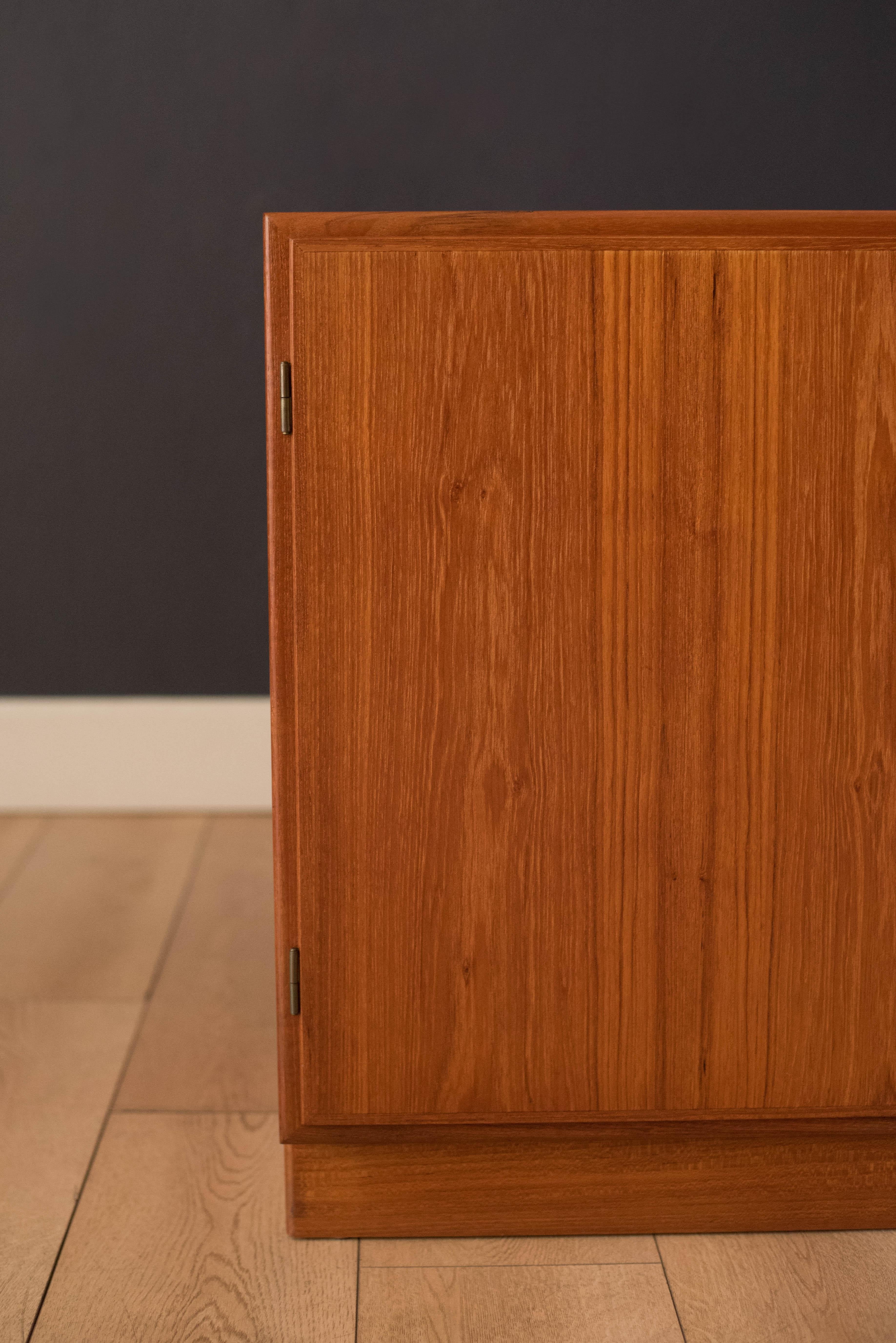 Mid-20th Century Vintage Danish Teak Locking Storage Cabinet Credenza by Børge Mogensen For Sale