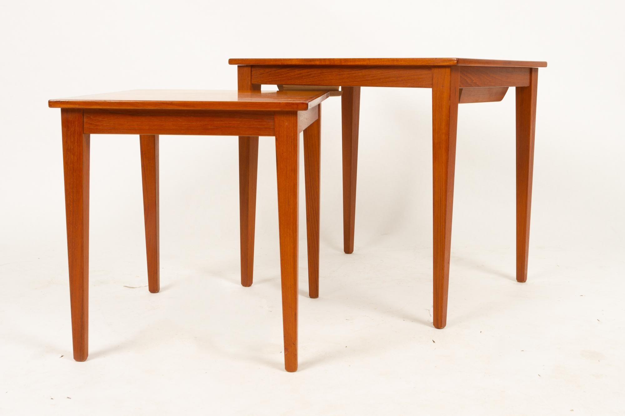 Vintage Danish teak nesting tables, 1960s
Pair of side tables in teak.
Size of tables (D x W x H): 36 x 39.5 x 38.5 and 40 x 47 x 44.
Good condition. Gently cleaned, oiled and polished.