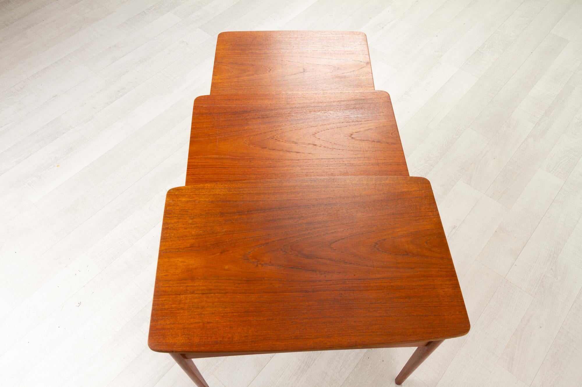 Vintage Danish Teak Nesting Tables by Erling Torvits for Heltborg Møbler 1950s For Sale 5