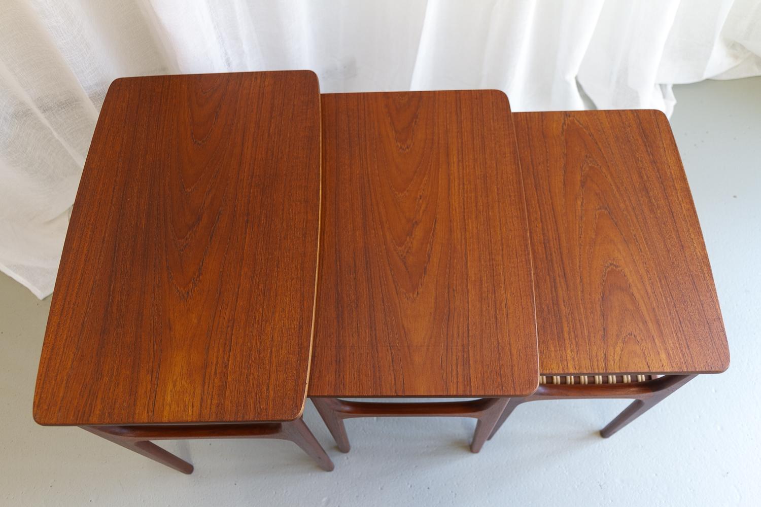 Mid-20th Century Vintage Danish Teak Nesting Tables by Erling Torvits for Heltborg Møbler 1950s. For Sale