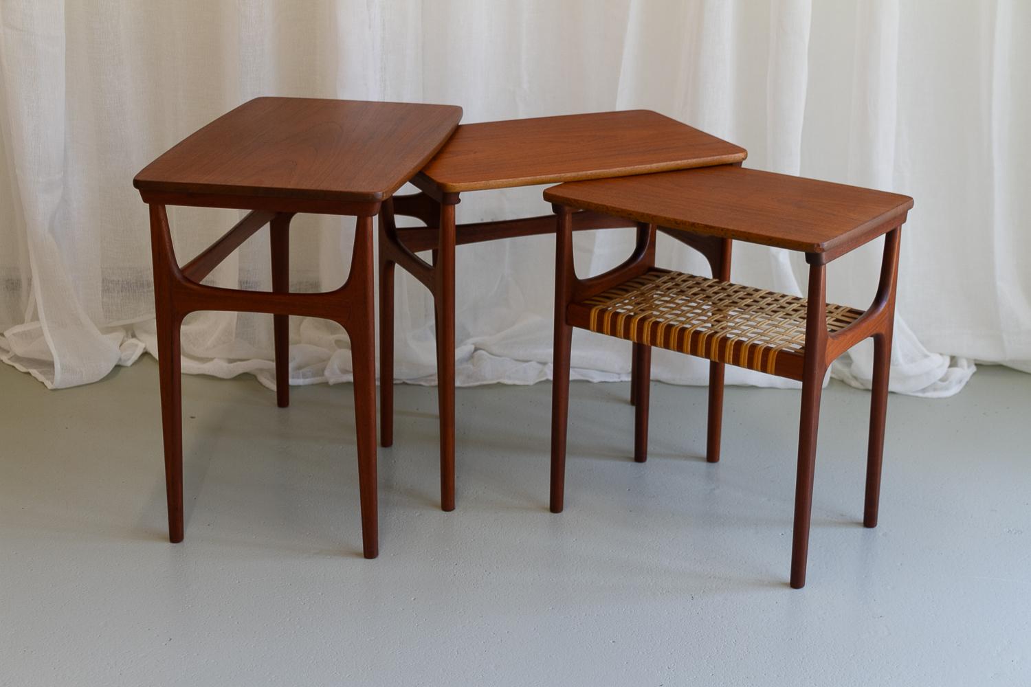 Vintage Danish Teak Nesting Tables by Erling Torvits for Heltborg Møbler 1950s. For Sale 1