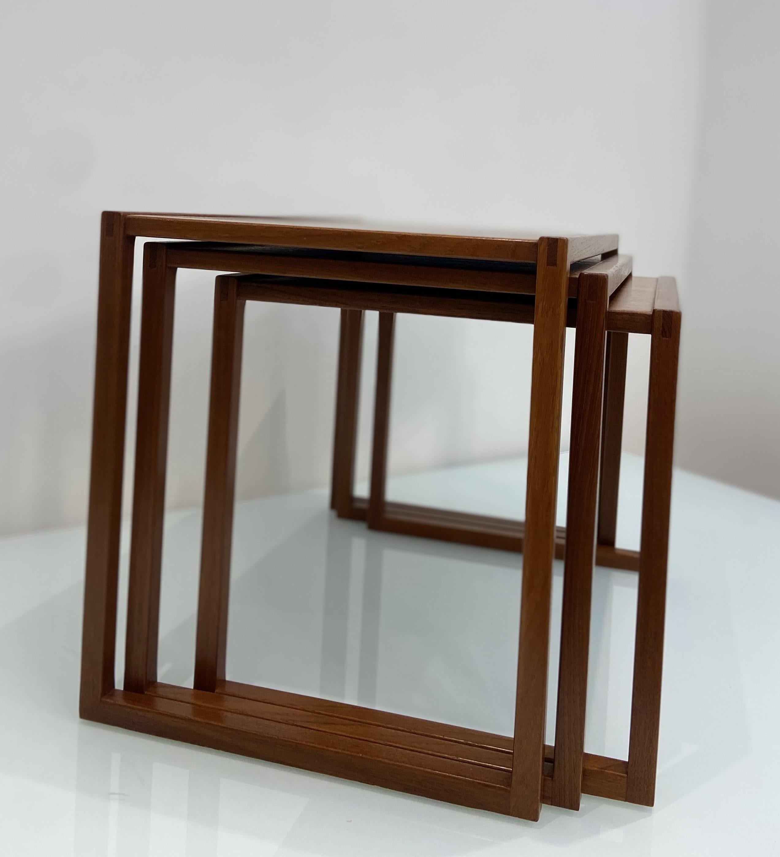 Vintage Danish Teak Nesting Tables By Kai Kristiansen For Vildbjerg Mobelfabrik For Sale 3
