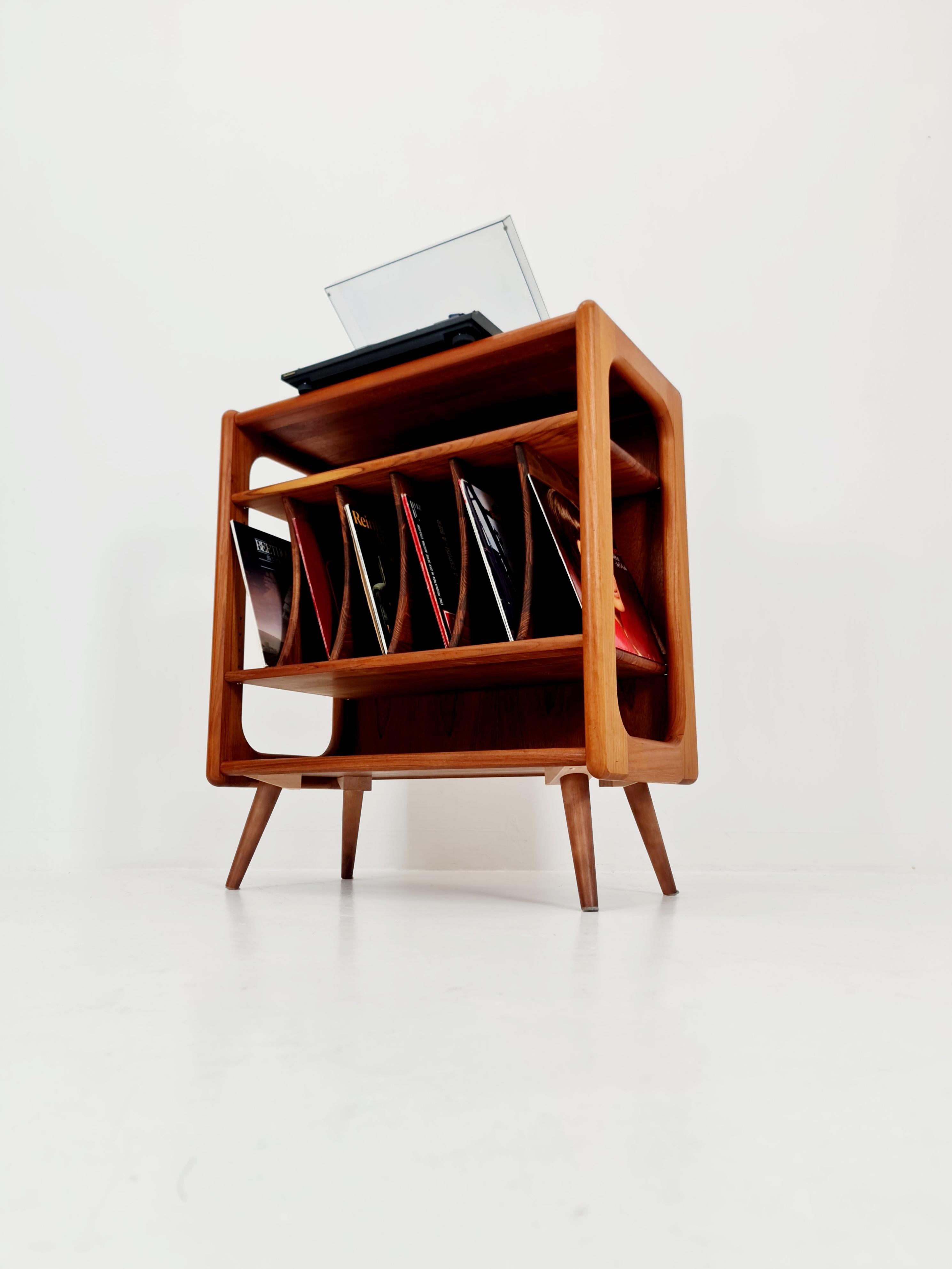 Vintage Danish teak record cabinet sideboard By Salin Möbler , 1960s In Good Condition In Gaggenau, DE