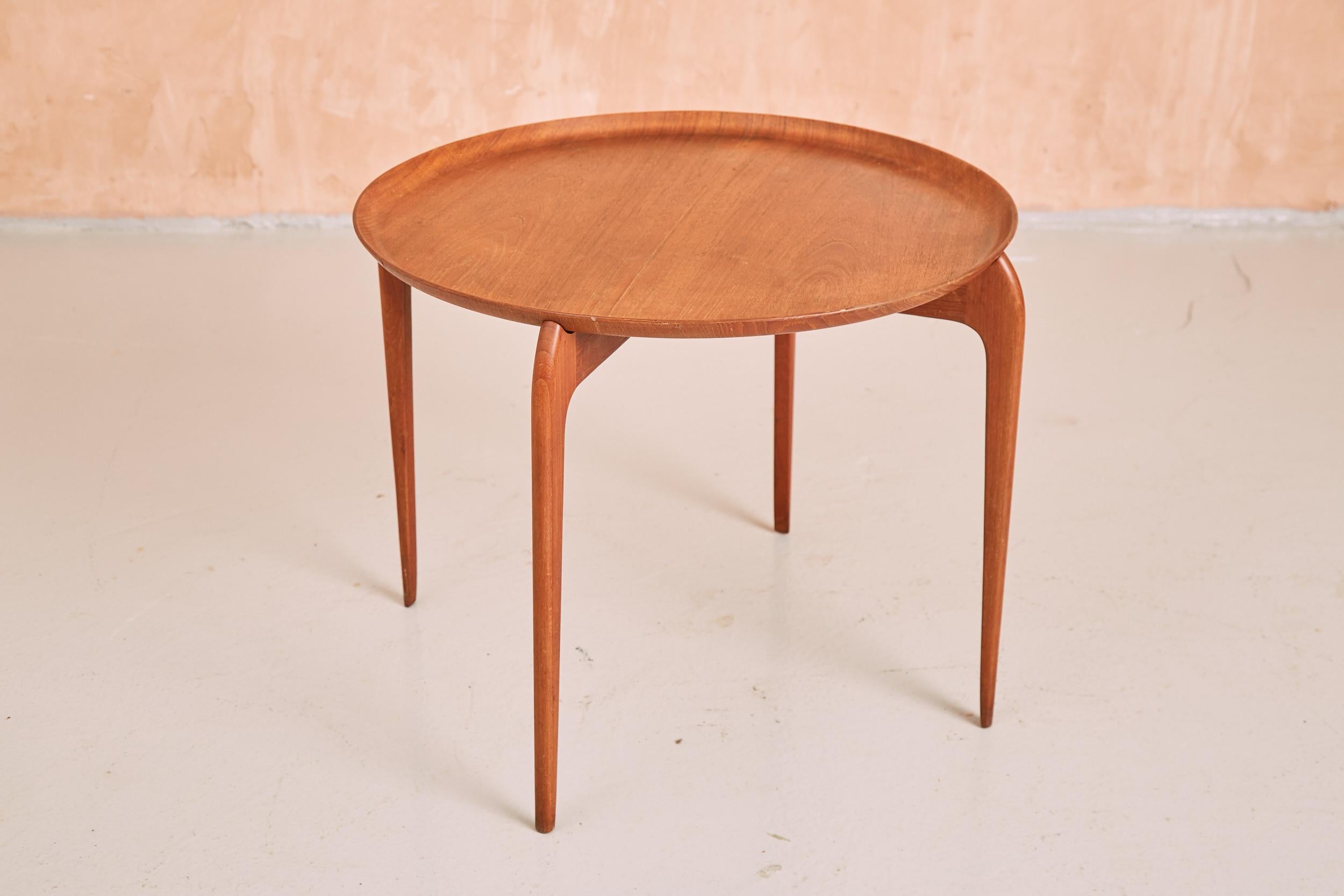 Vintage Danish Teak Side Table, Engholm & Willumsen For Fritz Hansen, 1950s For Sale 5