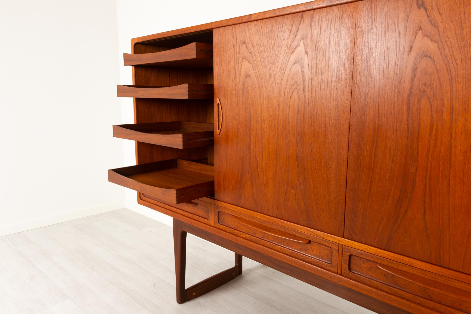 Vintage Danish Teak Sideboard by Sofus Jørgensen, 1960s In Good Condition In Asaa, DK