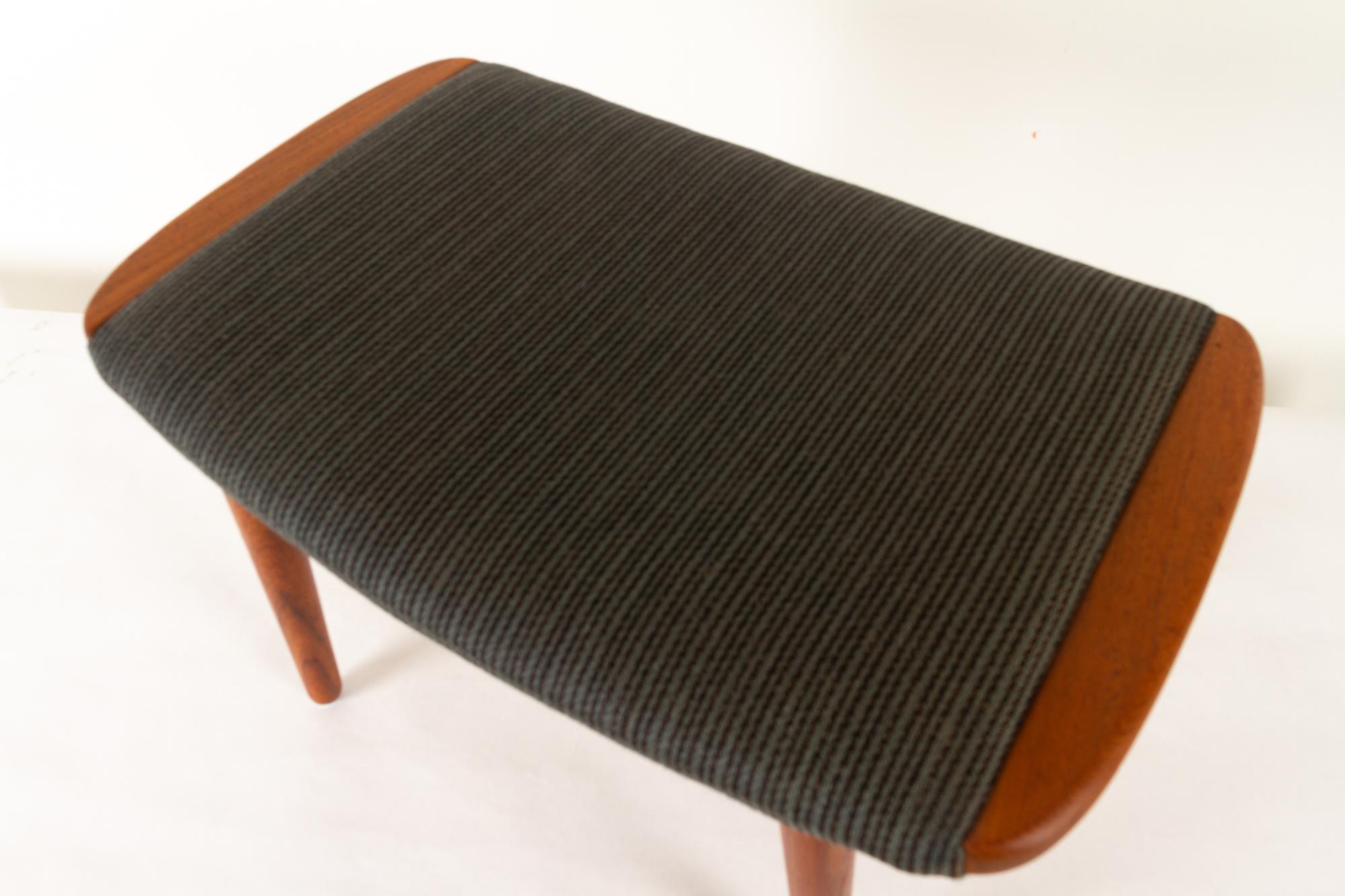 Tabouret danois en teck, années 1960 en vente 2