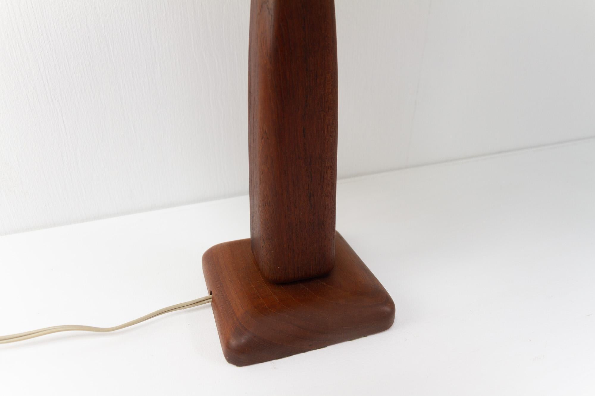 Lampe de bureau danoise vintage en teck, années 1960 en vente 1